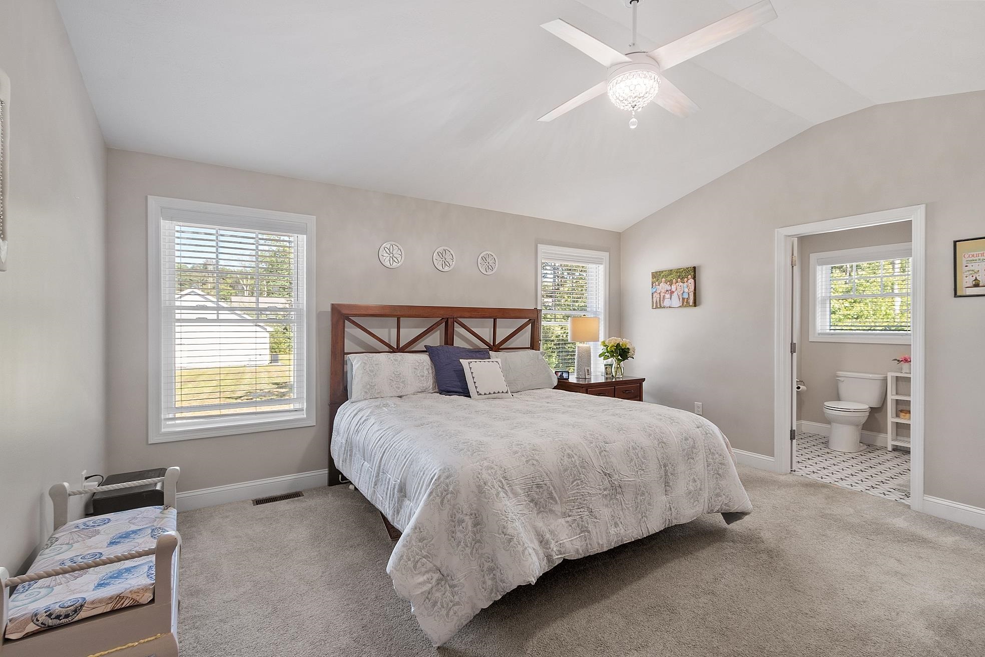 Pelham, New Hampshire, 03076, United States, 2 Bedrooms Bedrooms, ,2 BathroomsBathrooms,Residential,For Sale,1941586
