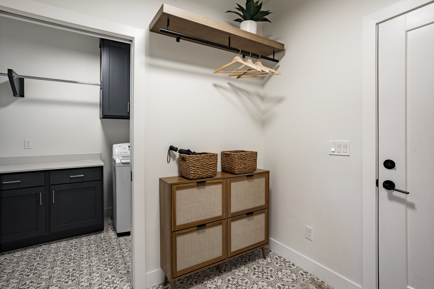  Modern Farmhouse Charm in Farmington - 物件實景