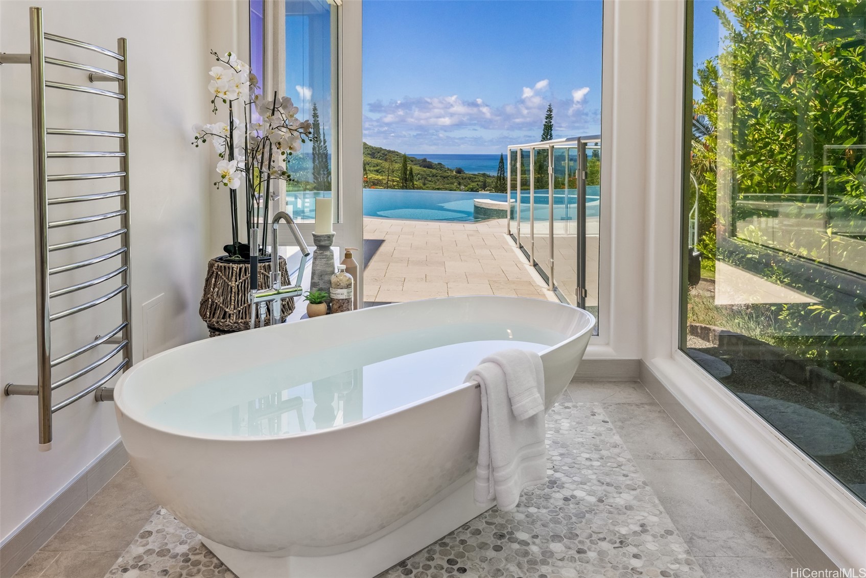 Kaneohe, Hawaii, 96744, United States, 5 Bedrooms Bedrooms, ,7 BathroomsBathrooms,Residential,For Sale,1916929