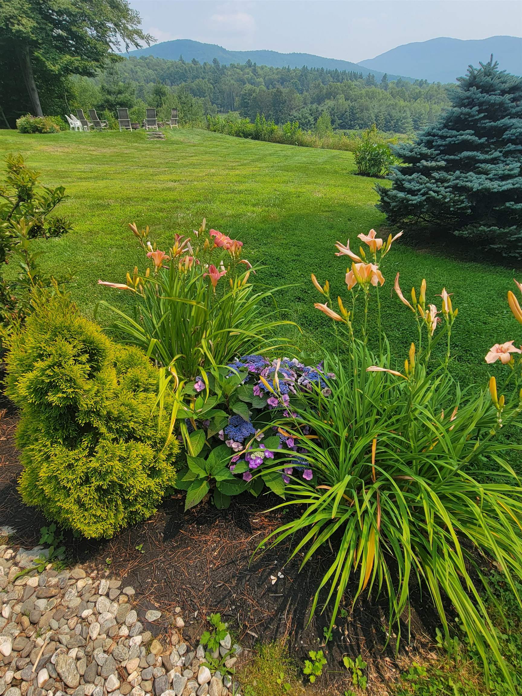 Stowe, Vermont, 05672, United States, 4 Bedrooms Bedrooms, ,2 BathroomsBathrooms,Residential,For Sale,1846681