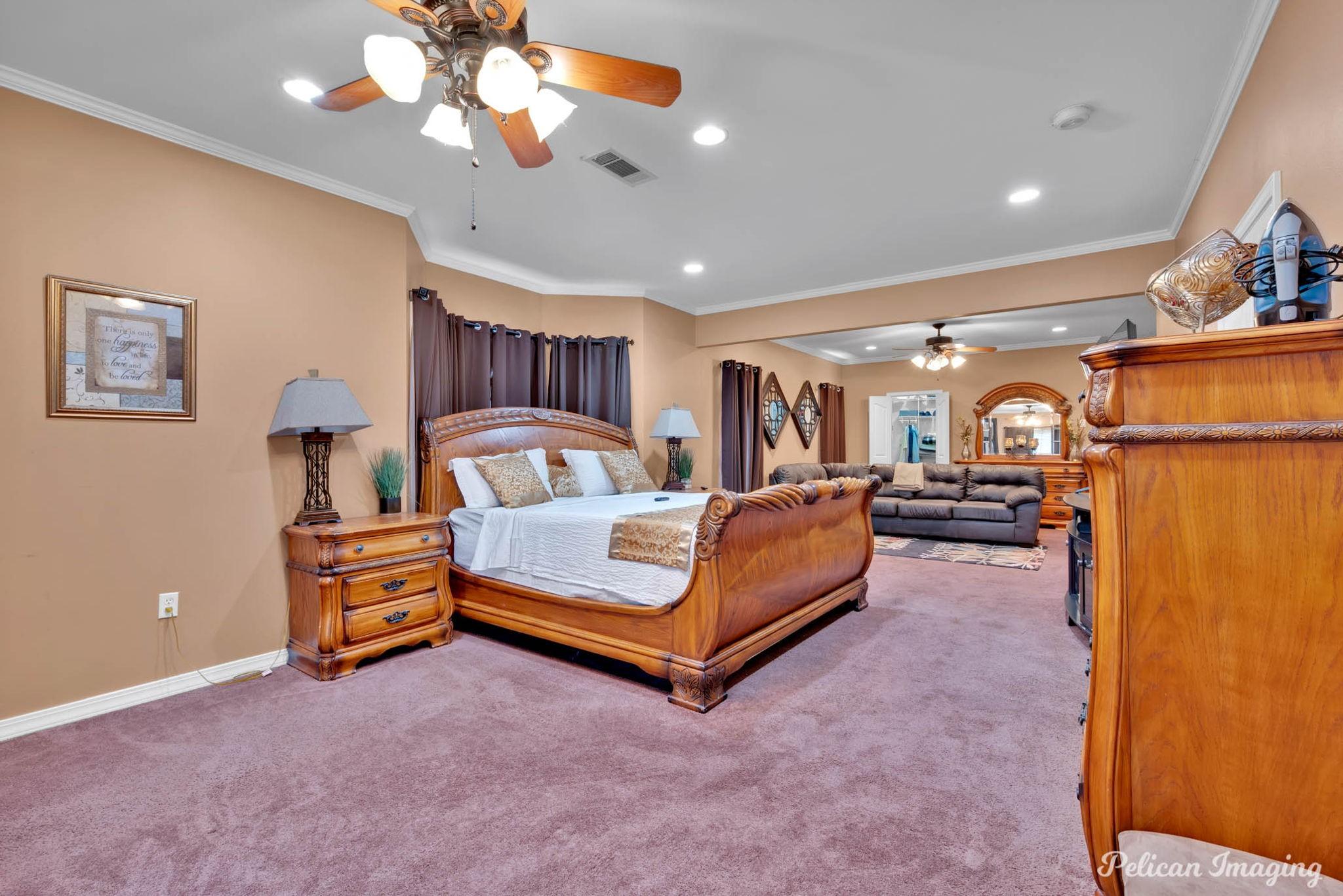 Natchitoches, Louisiana, 71457, United States, 5 Bedrooms Bedrooms, ,3 BathroomsBathrooms,Residential,For Sale,1993825