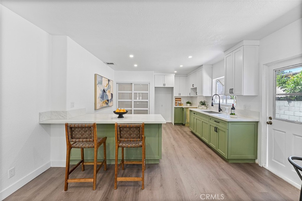 Pasadena, California, 91106, United States, 2 Bedrooms Bedrooms, ,2 BathroomsBathrooms,Residential,For Sale,1904440