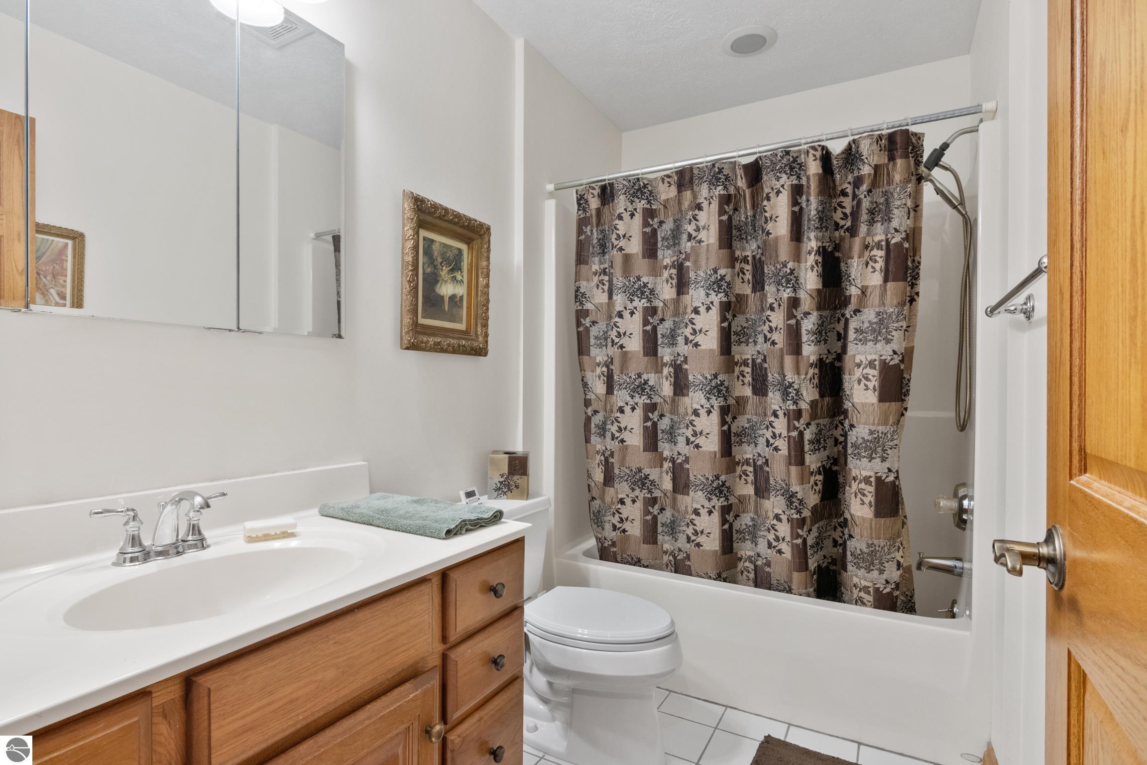 Suttons Bay, Michigan, 49682, United States, 3 Bedrooms Bedrooms, ,3 BathroomsBathrooms,Residential,For Sale,1943480