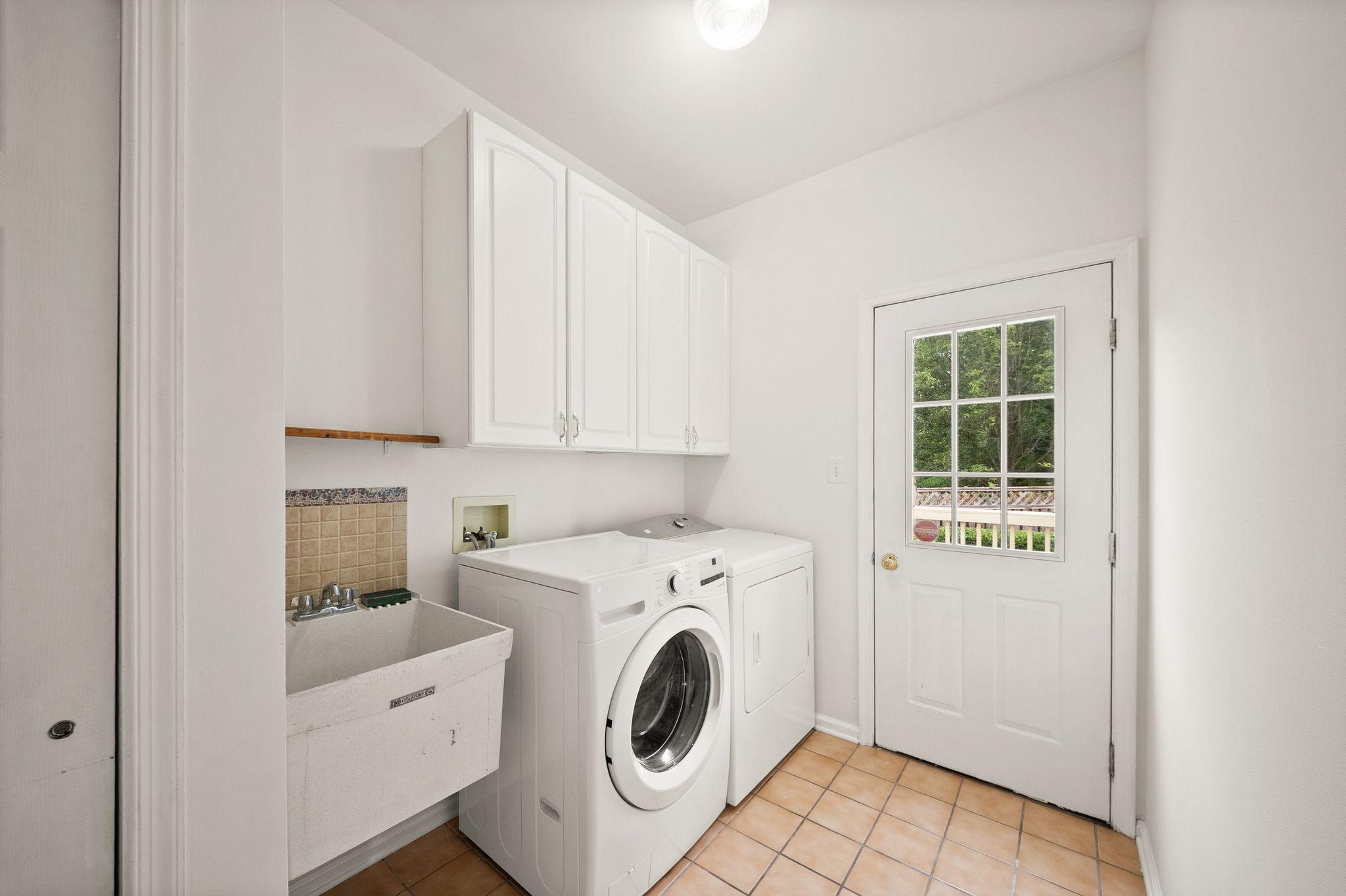  12754 Alder Woods Drive, Fairfax, VA, 22033 - 物件實景