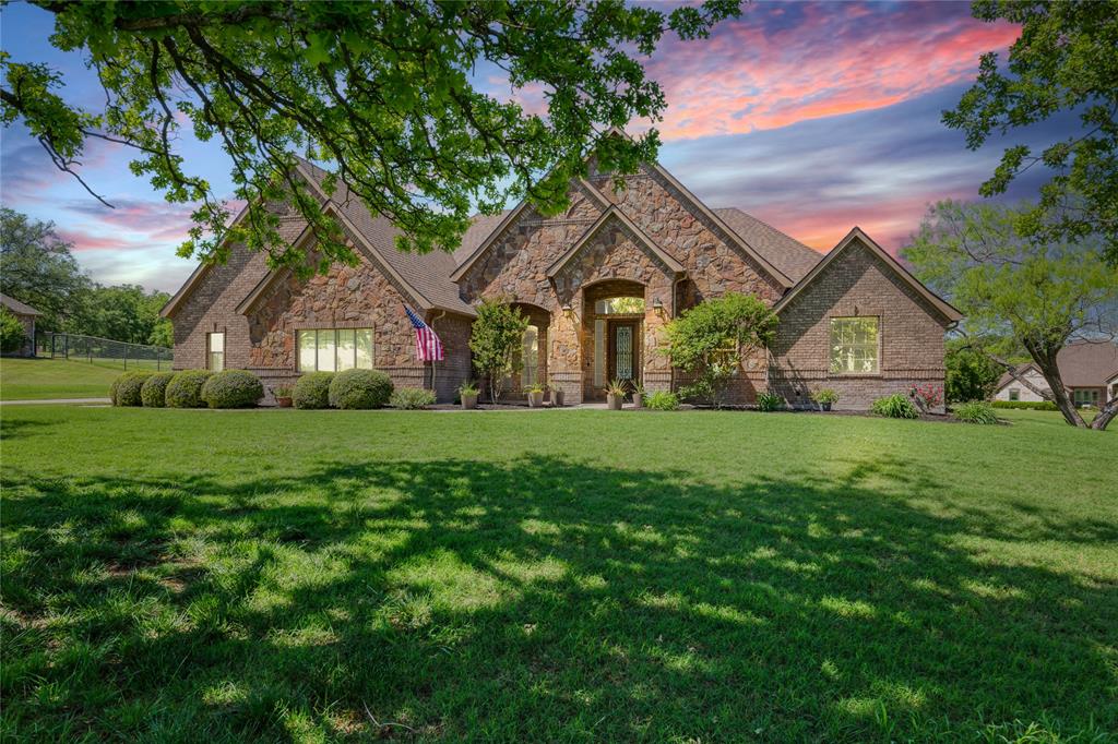 Weatherford, Texas, 76085, United States, 3 Bedrooms Bedrooms, ,3 BathroomsBathrooms,Residential,For Sale,1892460