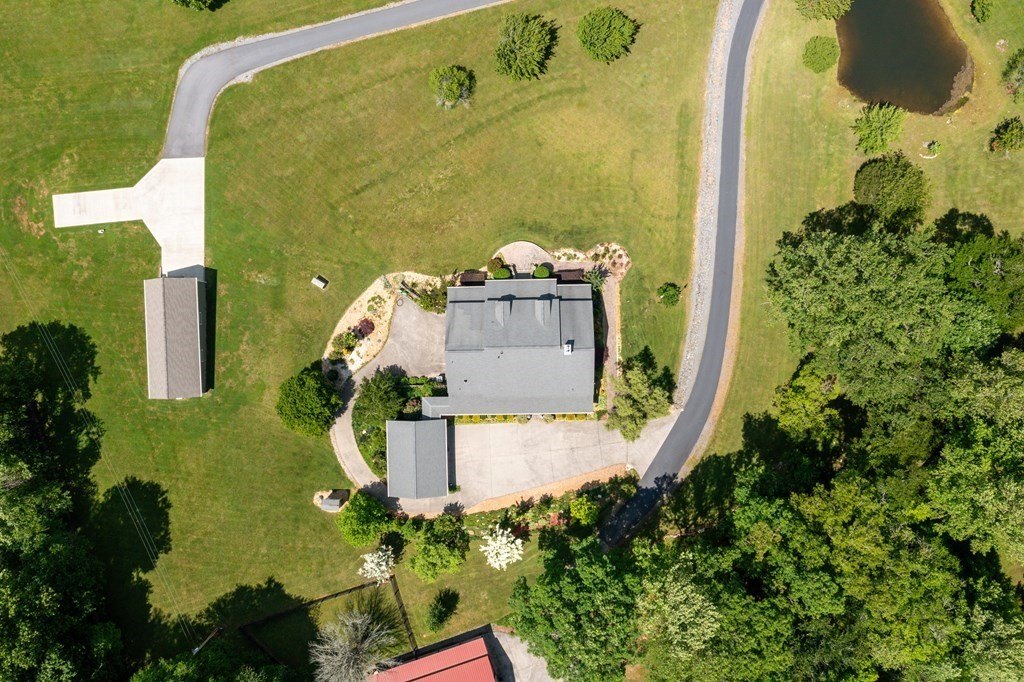 Hayesville, North Carolina, 28904, United States, 4 Bedrooms Bedrooms, ,4 BathroomsBathrooms,Residential,For Sale,1879650