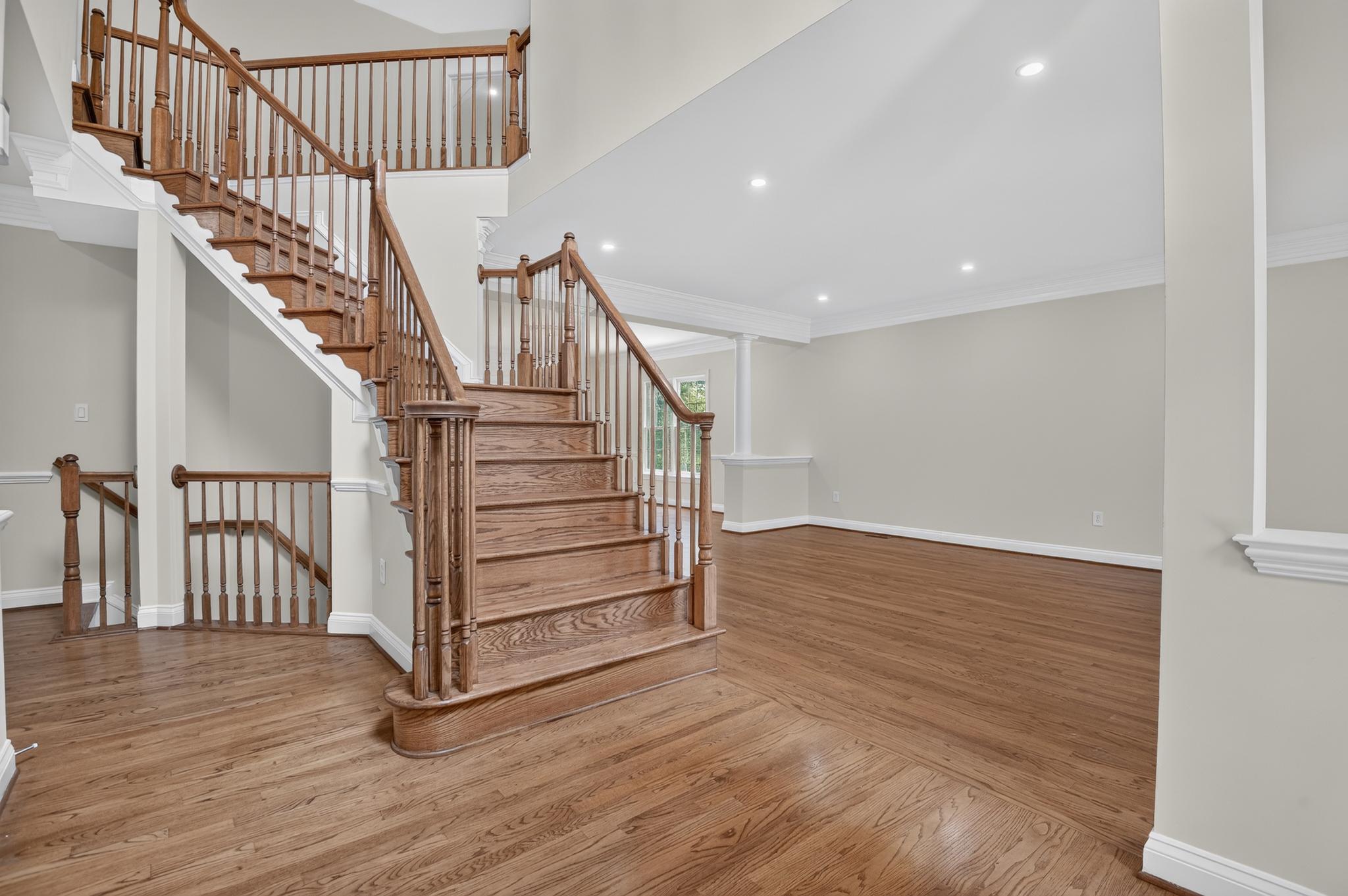  13621 Pine View Lane, Rockville, MD 20850 - 物件實景