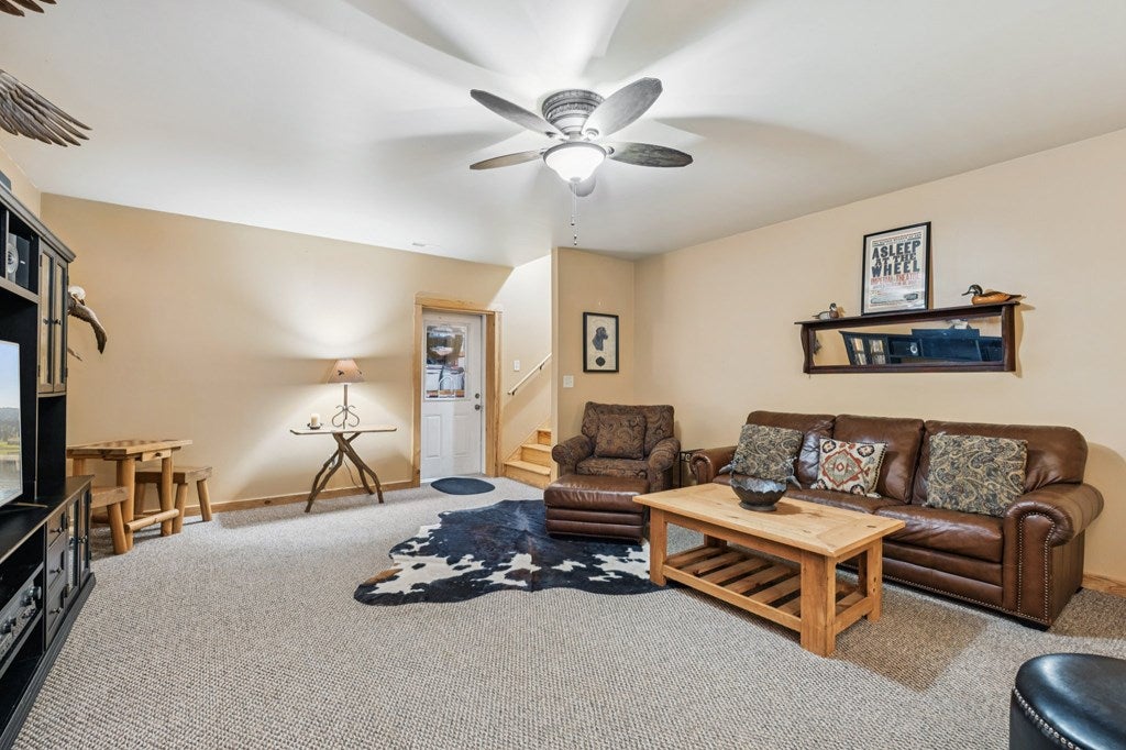 Morganton, Georgia, 30560, United States, 3 Bedrooms Bedrooms, ,3 BathroomsBathrooms,Residential,For Sale,1905378