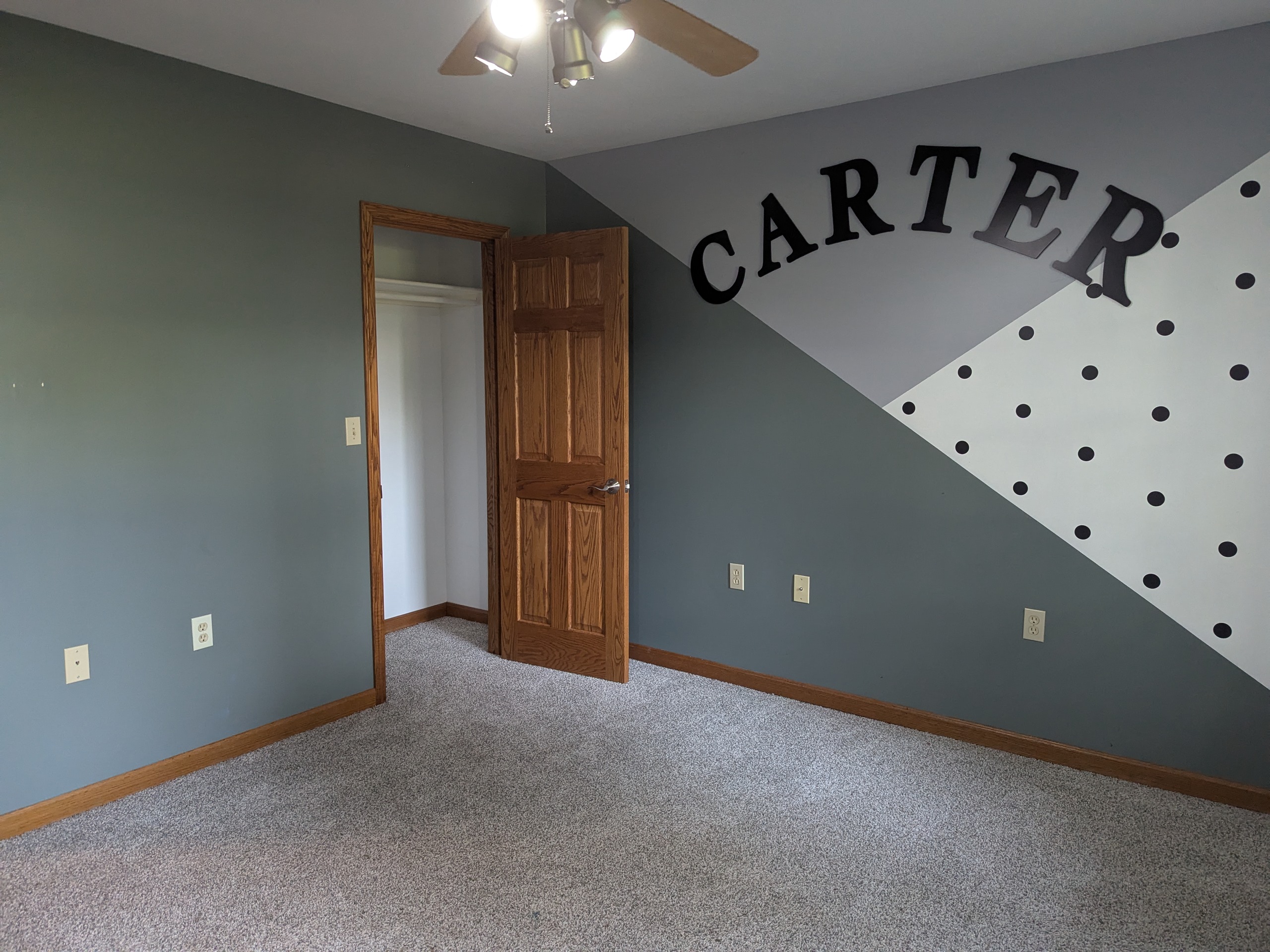 Uniontown, Ohio, 44685, United States, 6 Bedrooms Bedrooms, ,4 BathroomsBathrooms,Residential,For Sale,1945002
