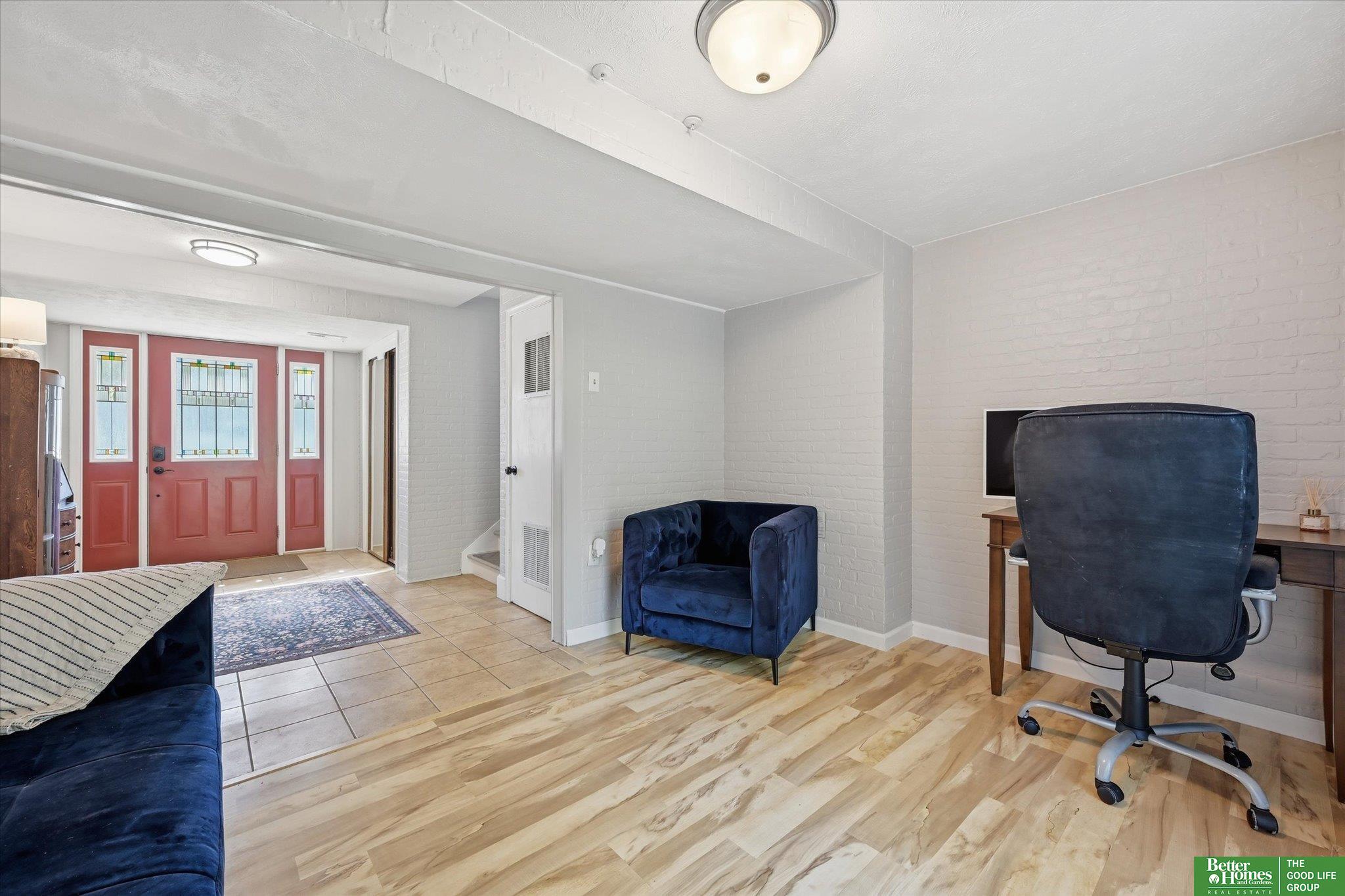 Lakeview Dr, Omaha, NE 68127 #1