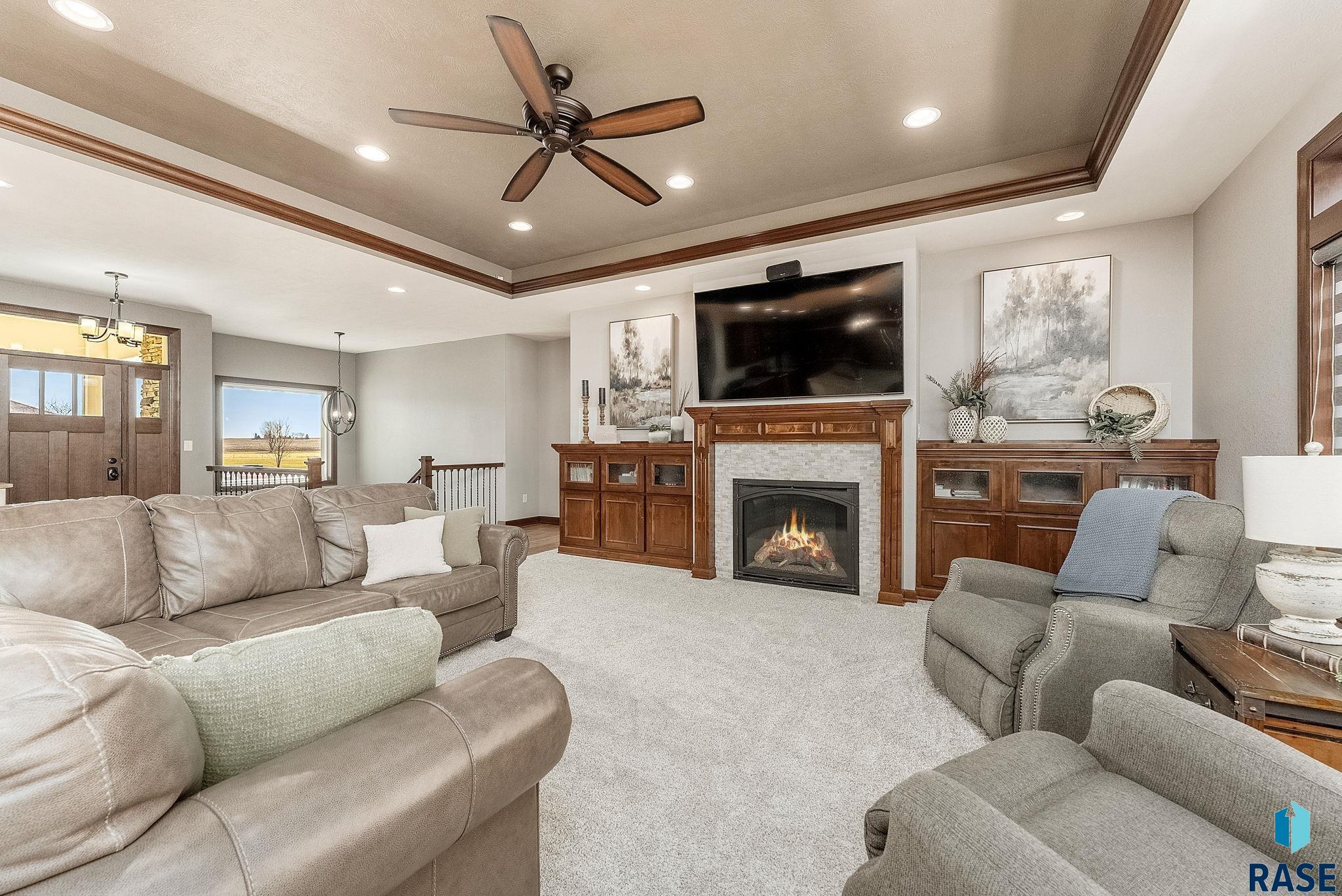 Lester, Iowa, 51242, United States, 4 Bedrooms Bedrooms, ,5 BathroomsBathrooms,Residential,For Sale,1926718