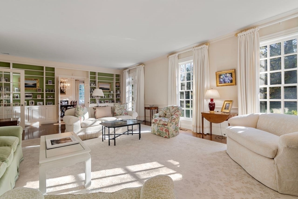 Brookline, Massachusetts, 02445, United States, 6 Bedrooms Bedrooms, ,6 BathroomsBathrooms,Residential,For Sale,1877606