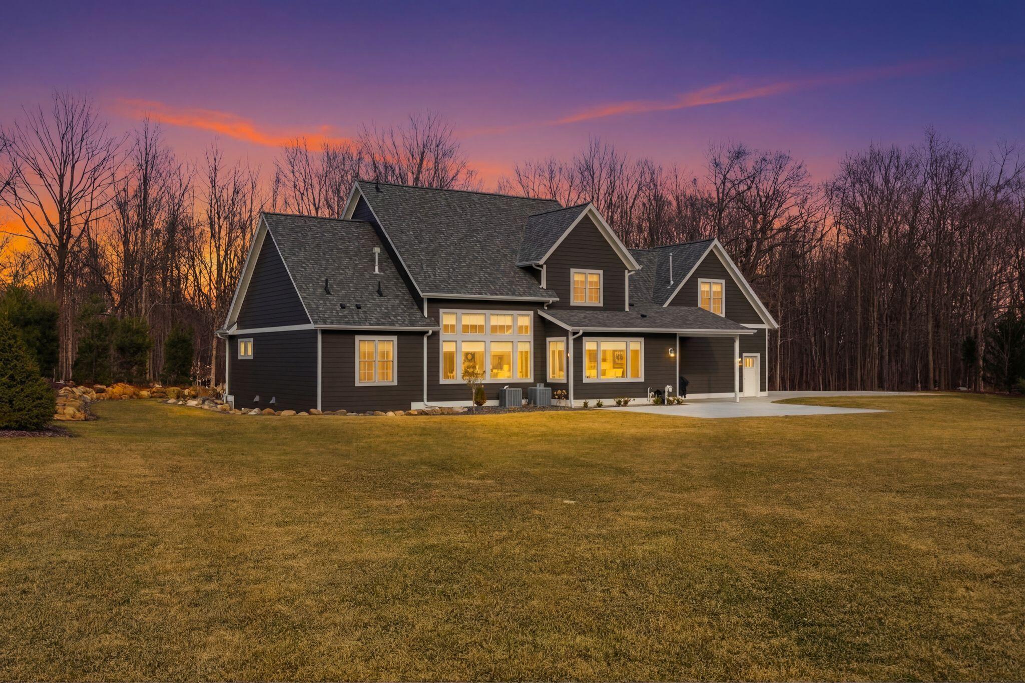 Polk, Wisconsin, 53086, United States, 5 Bedrooms Bedrooms, ,5 BathroomsBathrooms,Residential,For Sale,2027919