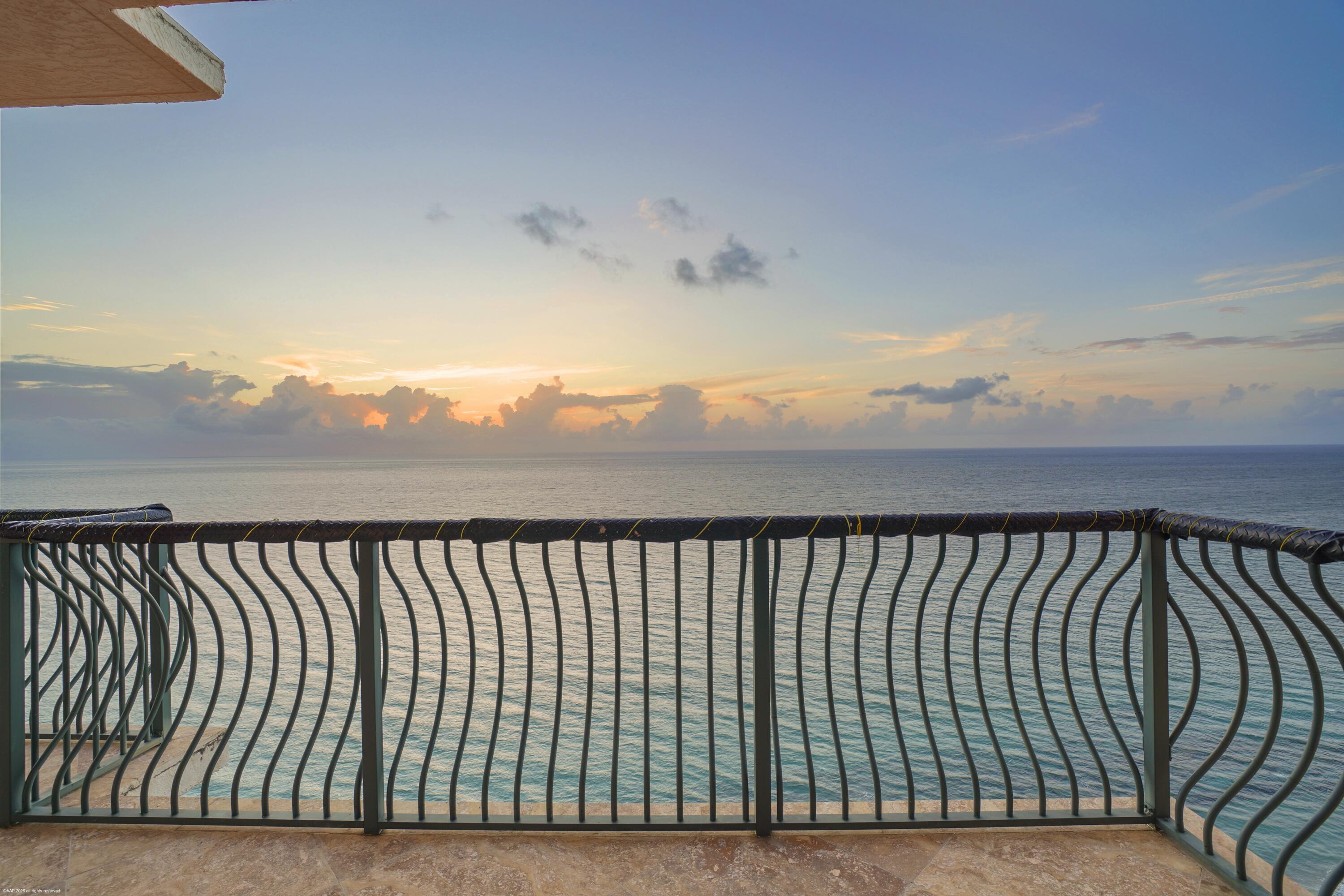  5150 N Ocean Drive PH 2001 - 物件實景