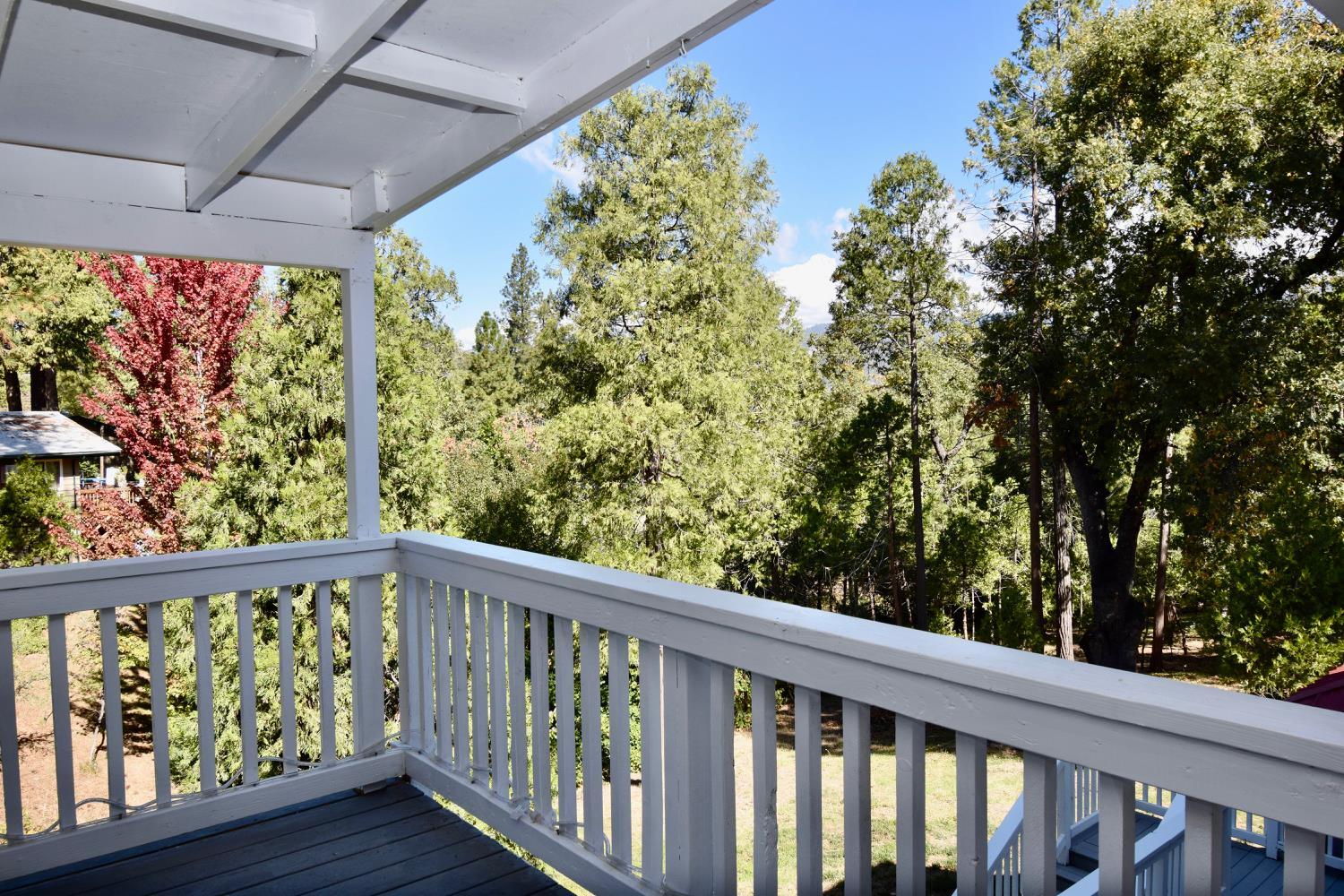 Oakhurst, California, 93644, United States, 4 Bedrooms Bedrooms, ,3 BathroomsBathrooms,Residential,For Sale,1984203