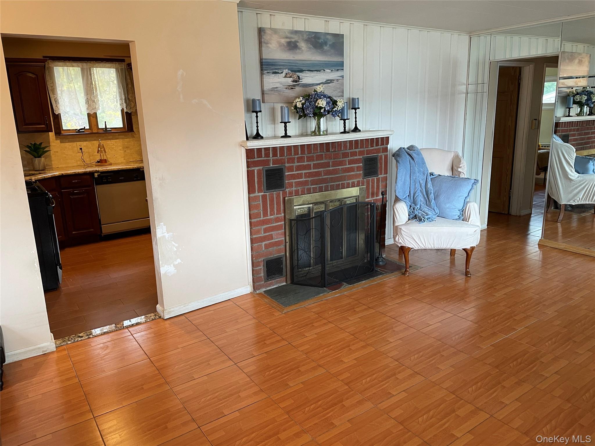 North Babylon, New York, 11703, United States, 3 Bedrooms Bedrooms, ,1 BathroomBathrooms,Residential,For Sale,1990233