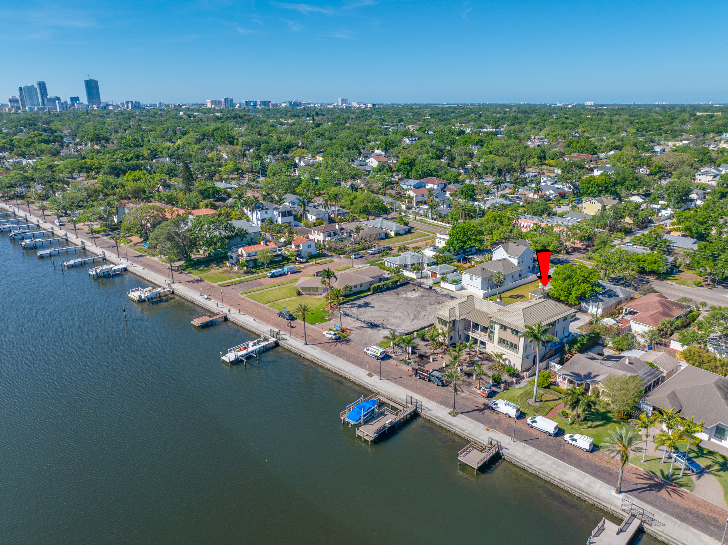 St Petersburg, Florida, 33701, United States, 2 Bedrooms Bedrooms, ,1 BathroomBathrooms,Residential,For Sale,1862109