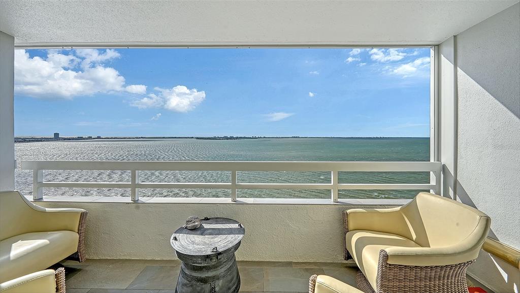 Sarasota, Florida, 34236, United States, 3 Bedrooms Bedrooms, ,3 BathroomsBathrooms,Residential,For Sale,1992113