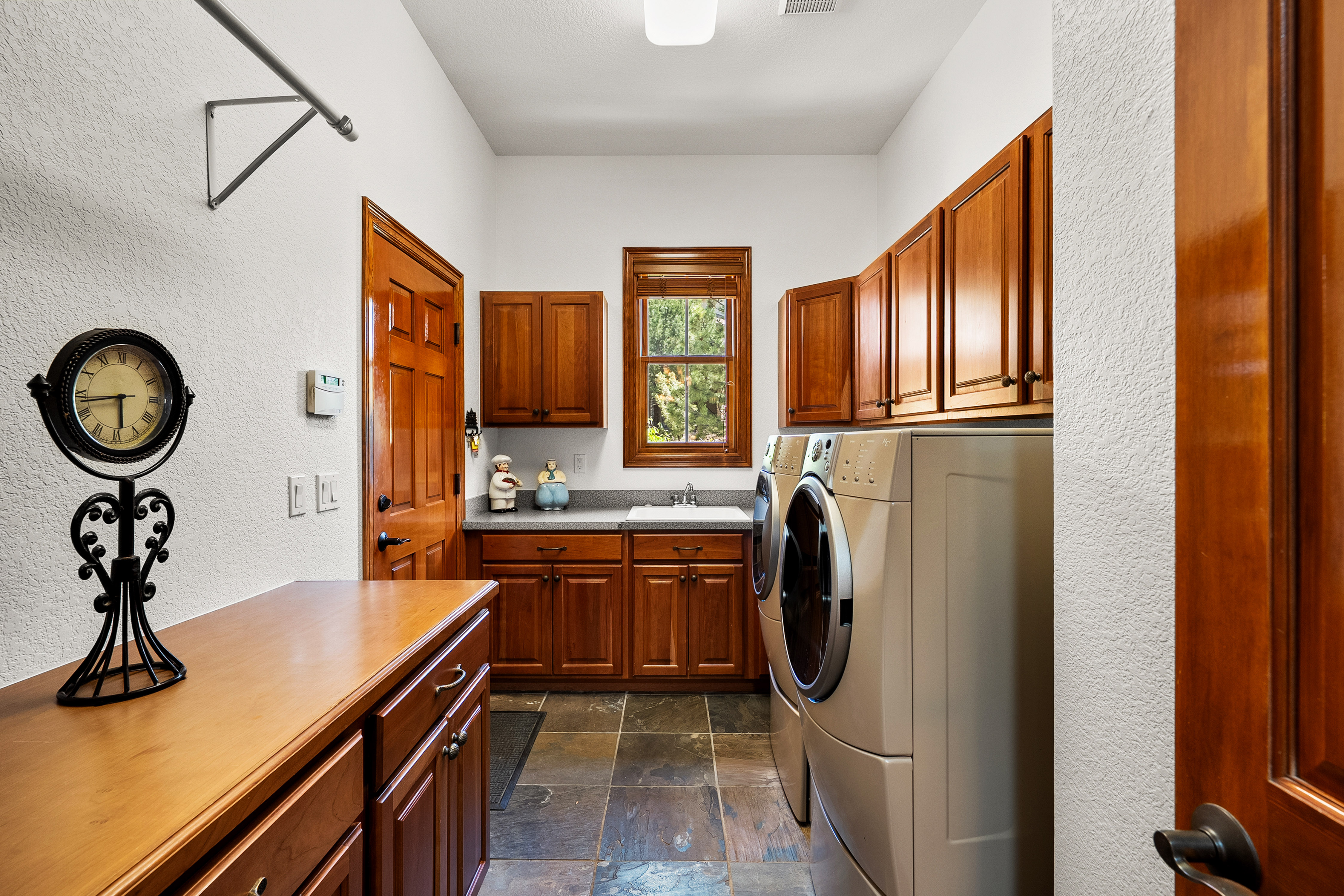  Exceptional ranch-style home in the prestigious gated golf course community - 物件實景