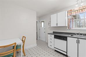 Ottawa, Ontario, K1H 5K6, CA, 3 Bedrooms Bedrooms, ,2 BathroomsBathrooms,Residential,For Sale,1998166