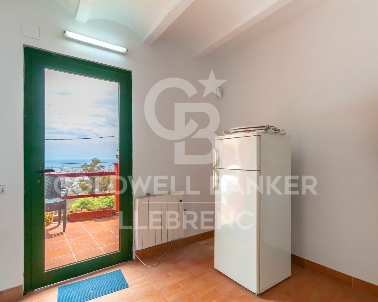 Barcelona, Catalonia, ES, 4 Bedrooms Bedrooms, ,3 BathroomsBathrooms,Residential,For Sale,1827300