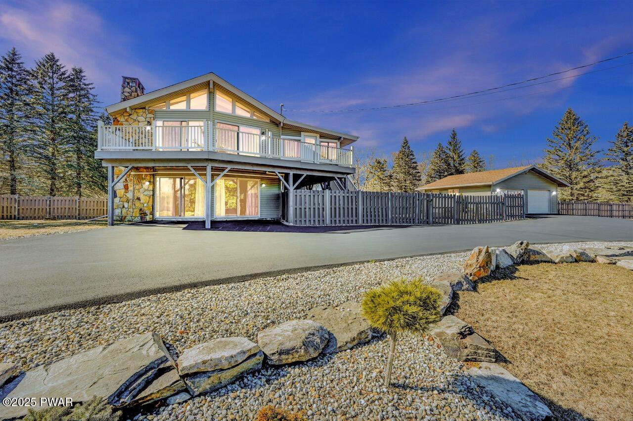 Lords Valley, Pennsylvania, 18428, United States, 4 Bedrooms Bedrooms, ,2 BathroomsBathrooms,Residential,For Sale,2005448