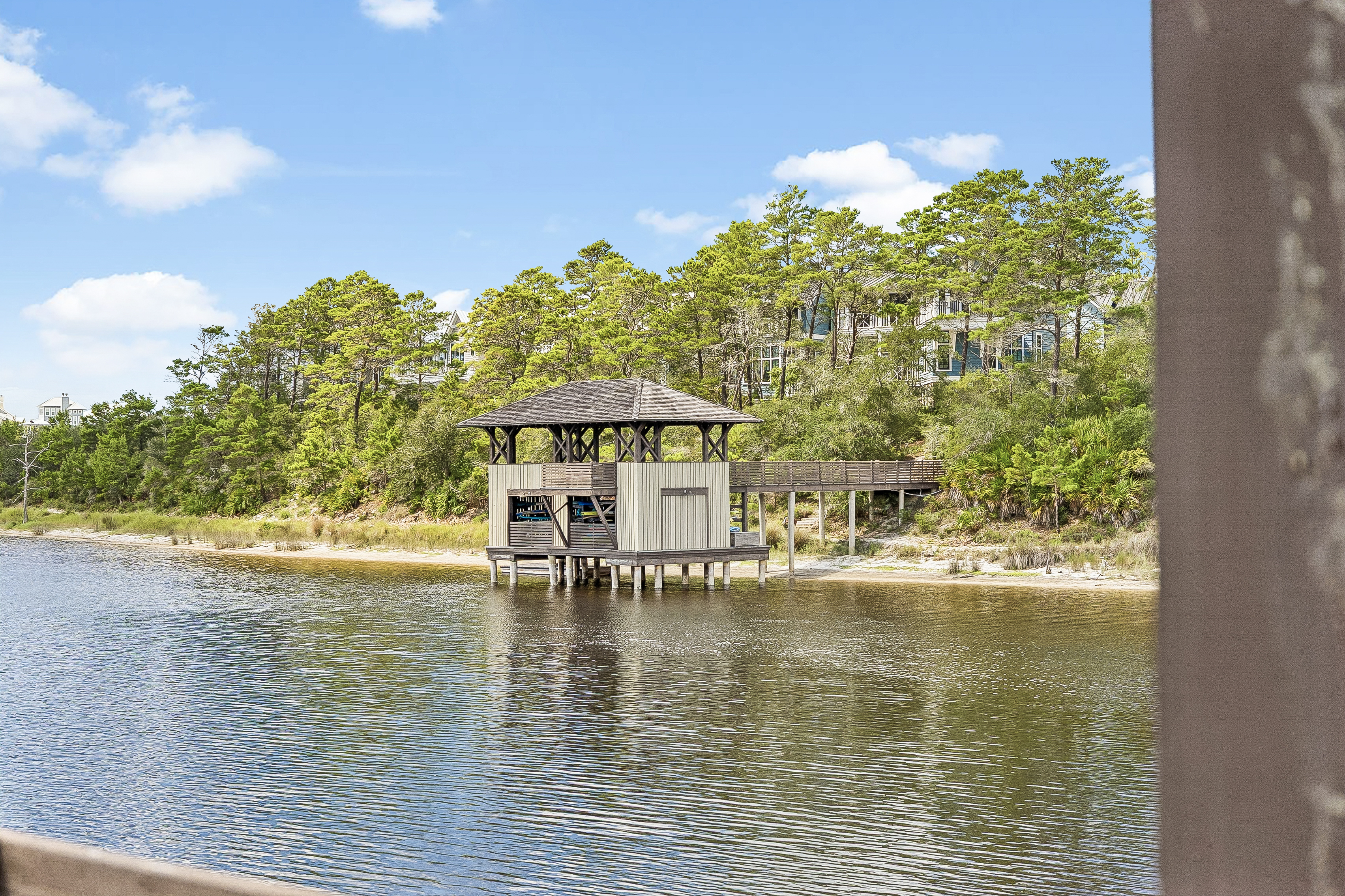  Custom Home With Private Carriage House In Gated 30A Neighborhood - 物件實景