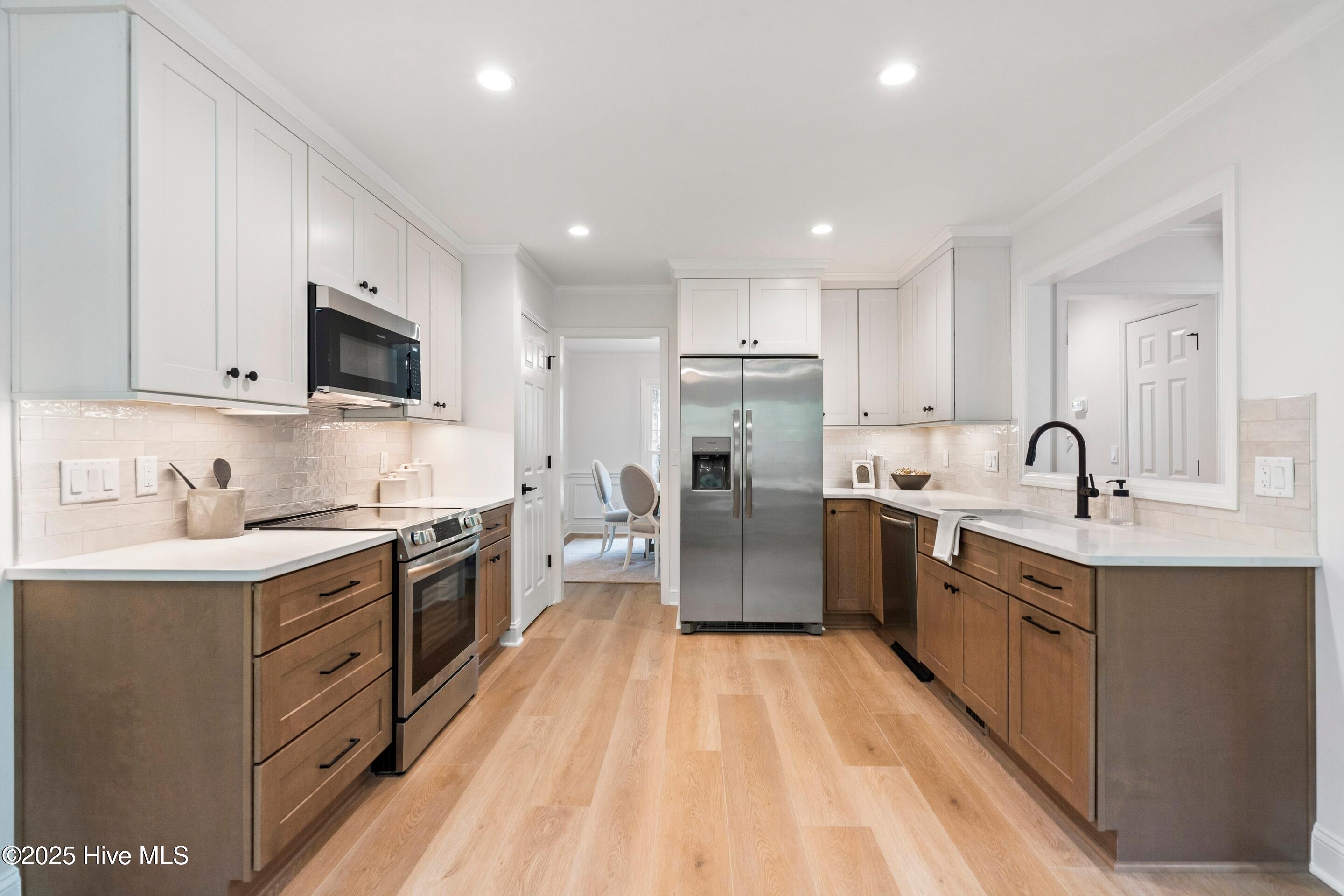 Wilmington, North Carolina, 28412, United States, 4 Bedrooms Bedrooms, ,3 BathroomsBathrooms,Residential,For Sale,1970175