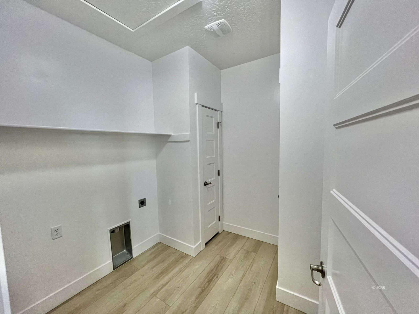 Elko, Nevada, 89801, United States, 4 Bedrooms Bedrooms, ,3 BathroomsBathrooms,Residential,For Sale,1699971