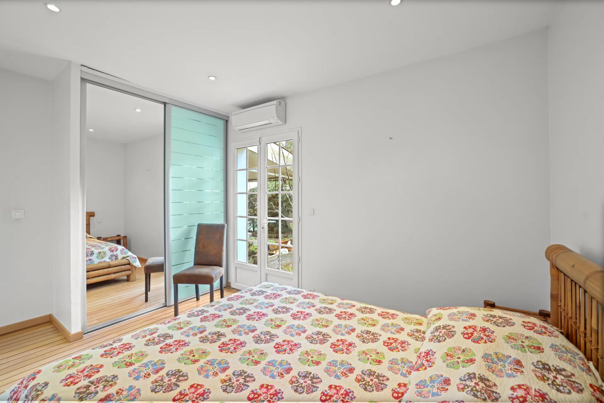 Mougins, Provence-Alpes-Côte d’Azur, 06250, FR, 5 Bedrooms Bedrooms, ,2 BathroomsBathrooms,Residential,For Sale,1960580