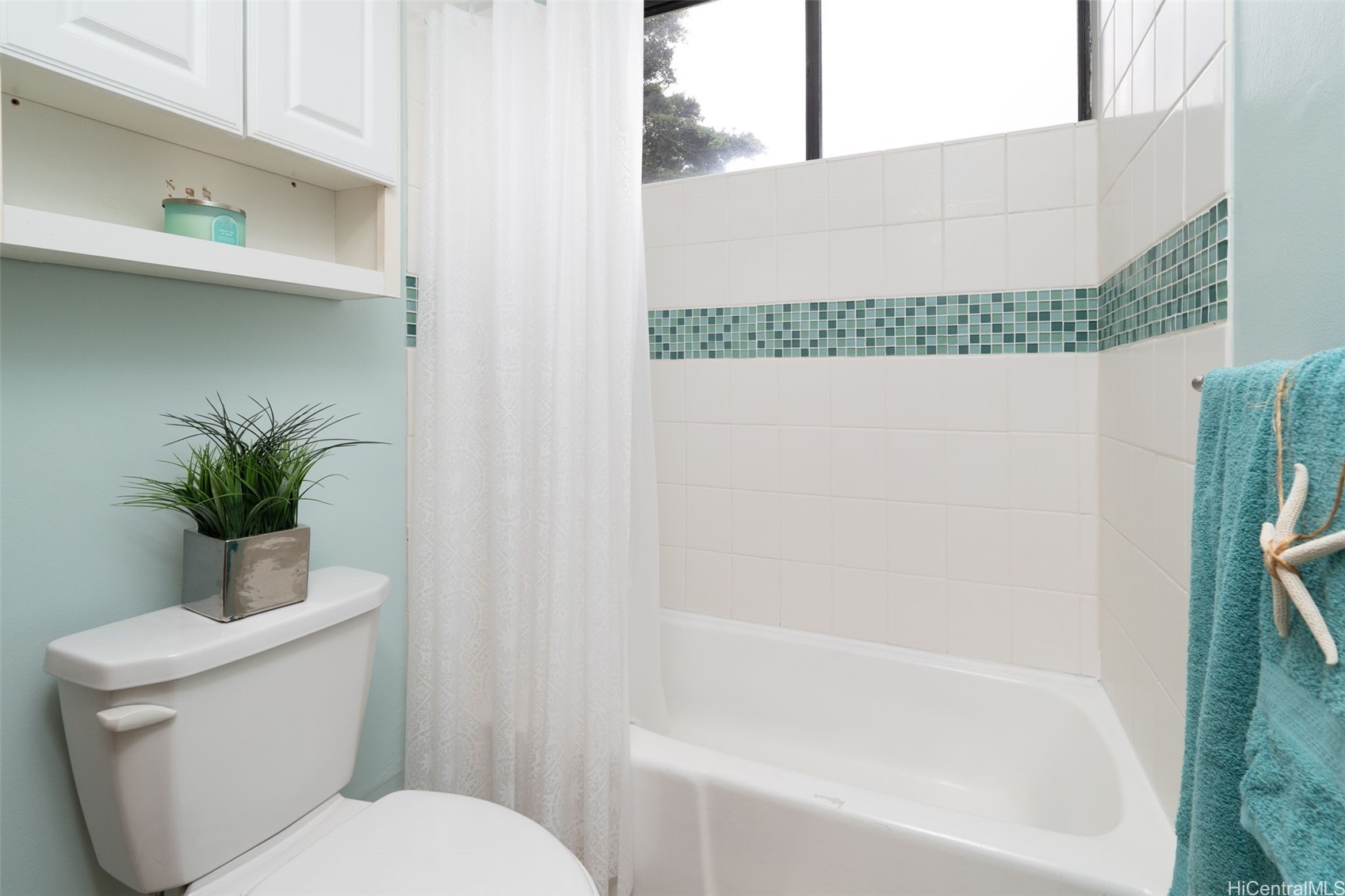 Kailua, Hawaii, 96734, United States, 3 Bedrooms Bedrooms, ,2 BathroomsBathrooms,Residential,For Sale,1868467