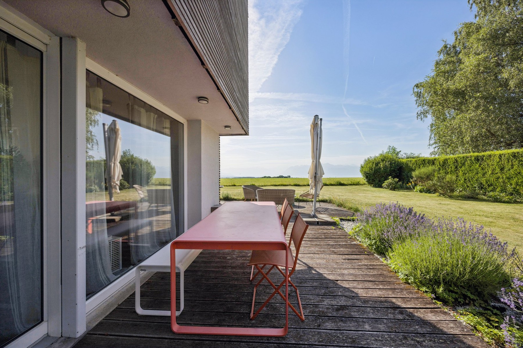  A peaceful retreat with a magnificent view of the lake and Mont Blanc - 物件實景