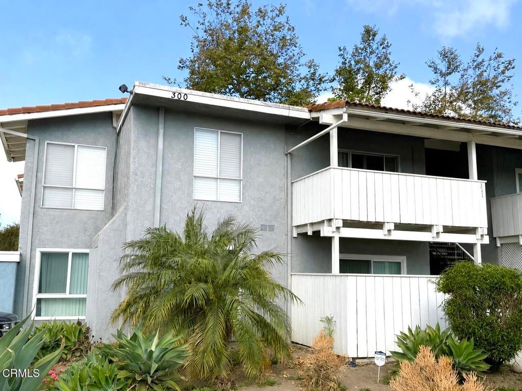 Saratoga Ave, Ventura, CA 93003