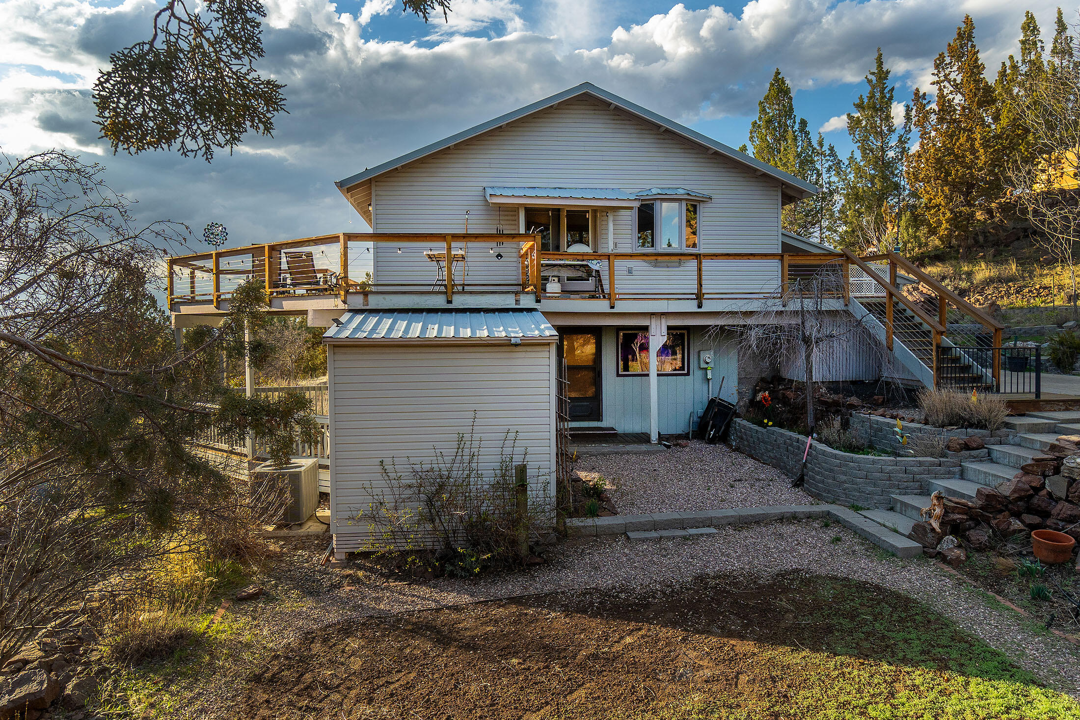 Prineville, Oregon, 97754, United States, 3 Bedrooms Bedrooms, ,3 BathroomsBathrooms,Residential,For Sale,1847629