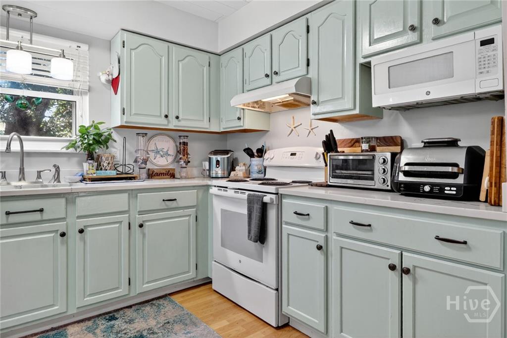 Tybee Island, Georgia, 31328, United States, 4 Bedrooms Bedrooms, ,3 BathroomsBathrooms,Residential,For Sale,1980229