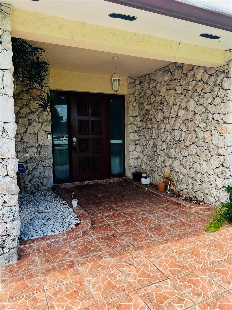Miami, Florida, 33186, United States, 4 Bedrooms Bedrooms, ,2 BathroomsBathrooms,Residential,For Sale,1911598