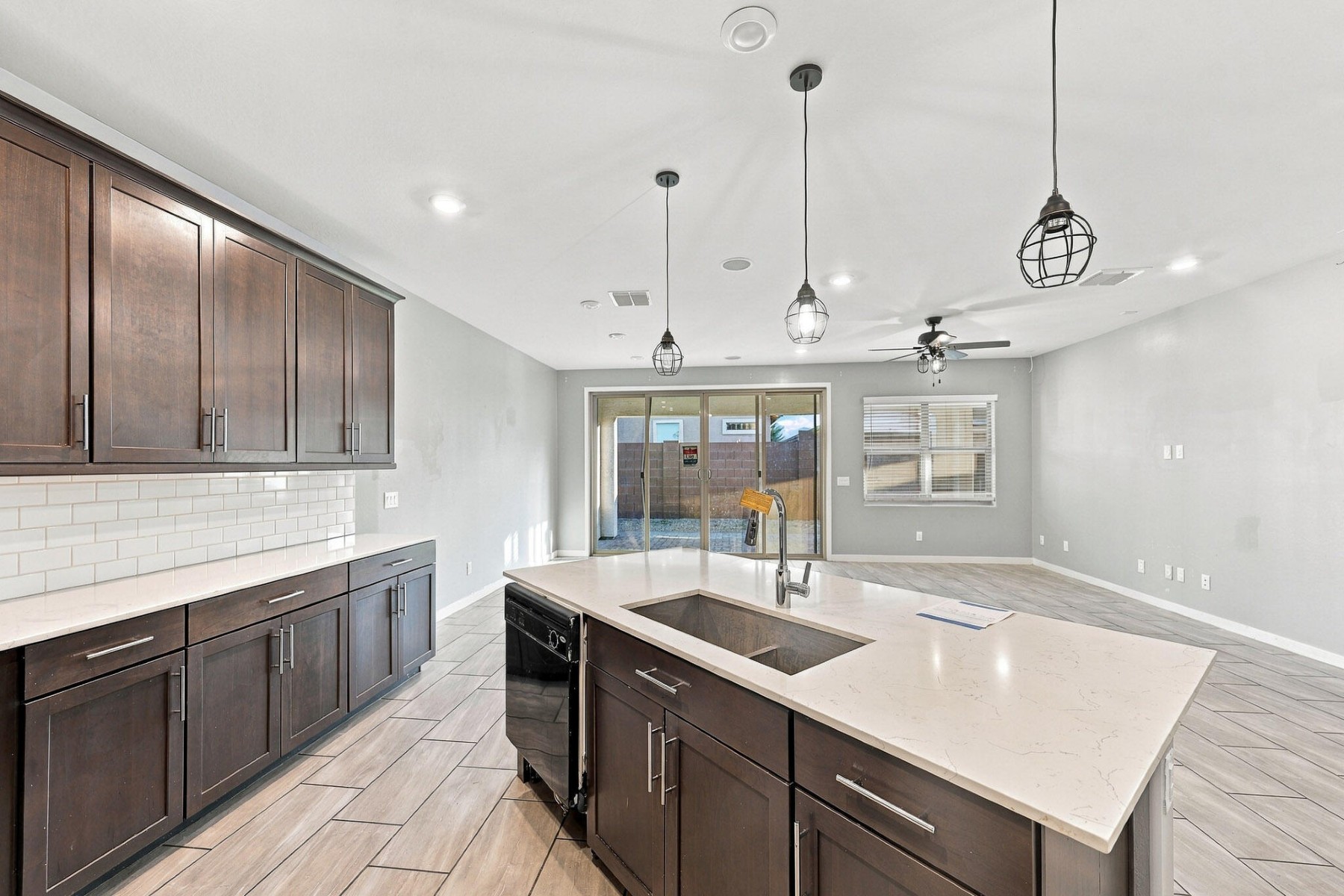 9605 W Getty Drive¦Tolleson, AZ - 物件實景