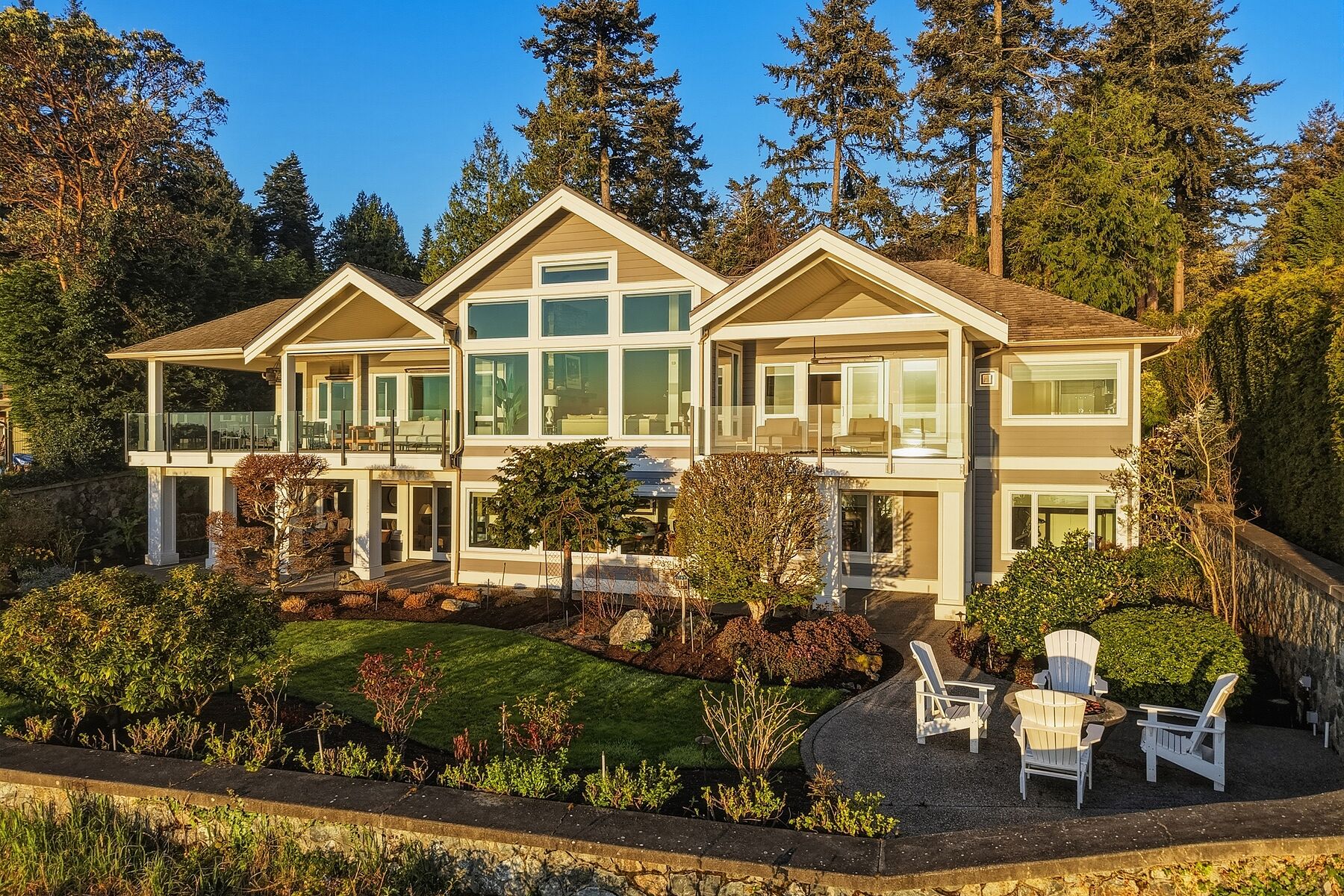  West Coast Oceanfront Home - 物件實景