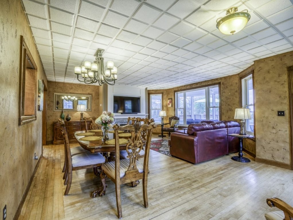 Bemidji, Minnesota, 56601, United States, 6 Bedrooms Bedrooms, ,2 BathroomsBathrooms,Residential,For Sale,2000102