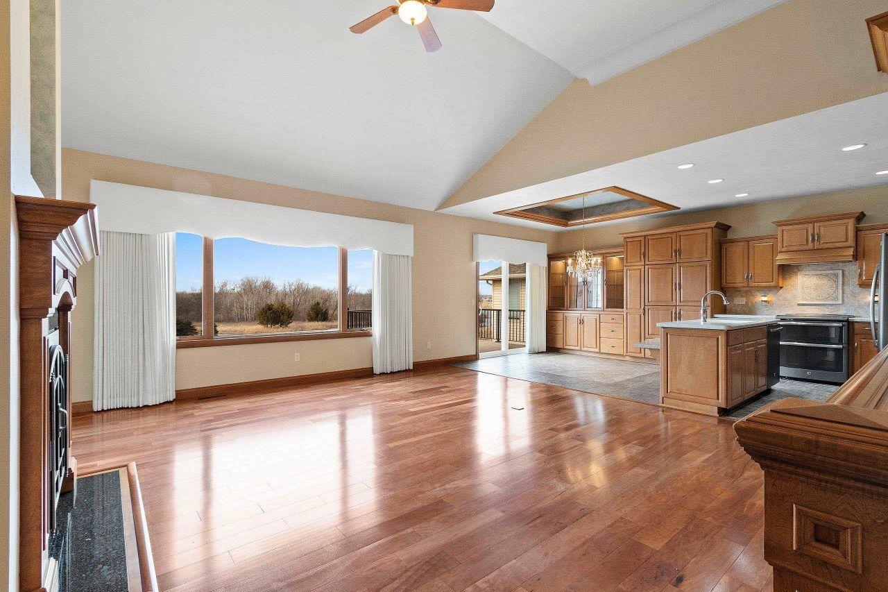 GREENVILLE, Wisconsin, 54942, United States, 3 Bedrooms Bedrooms, ,3 BathroomsBathrooms,Residential,For Sale,1744997