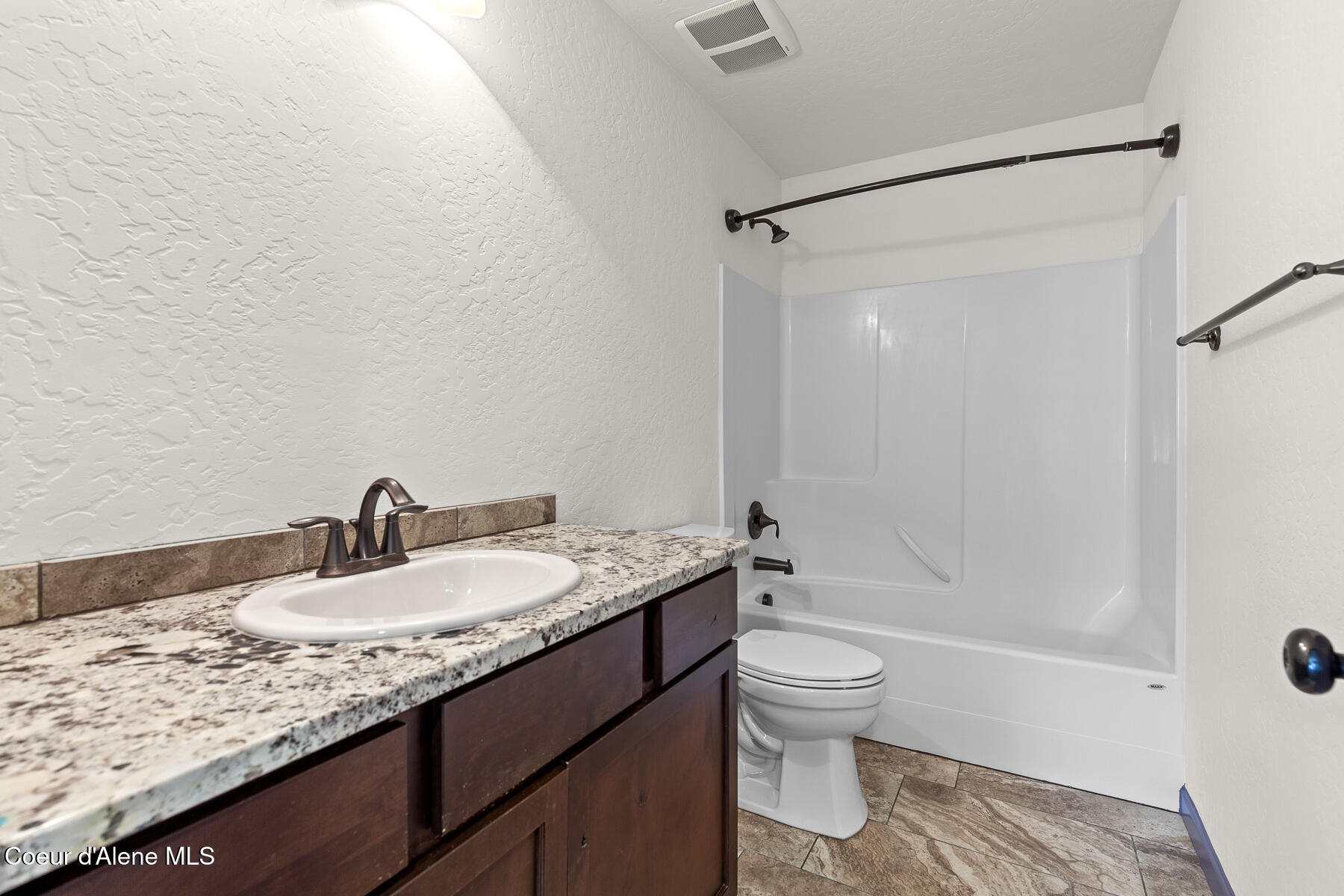 Spirit Lake, Idaho, 83869, United States, 3 Bedrooms Bedrooms, ,2 BathroomsBathrooms,Residential,For Sale,1981363