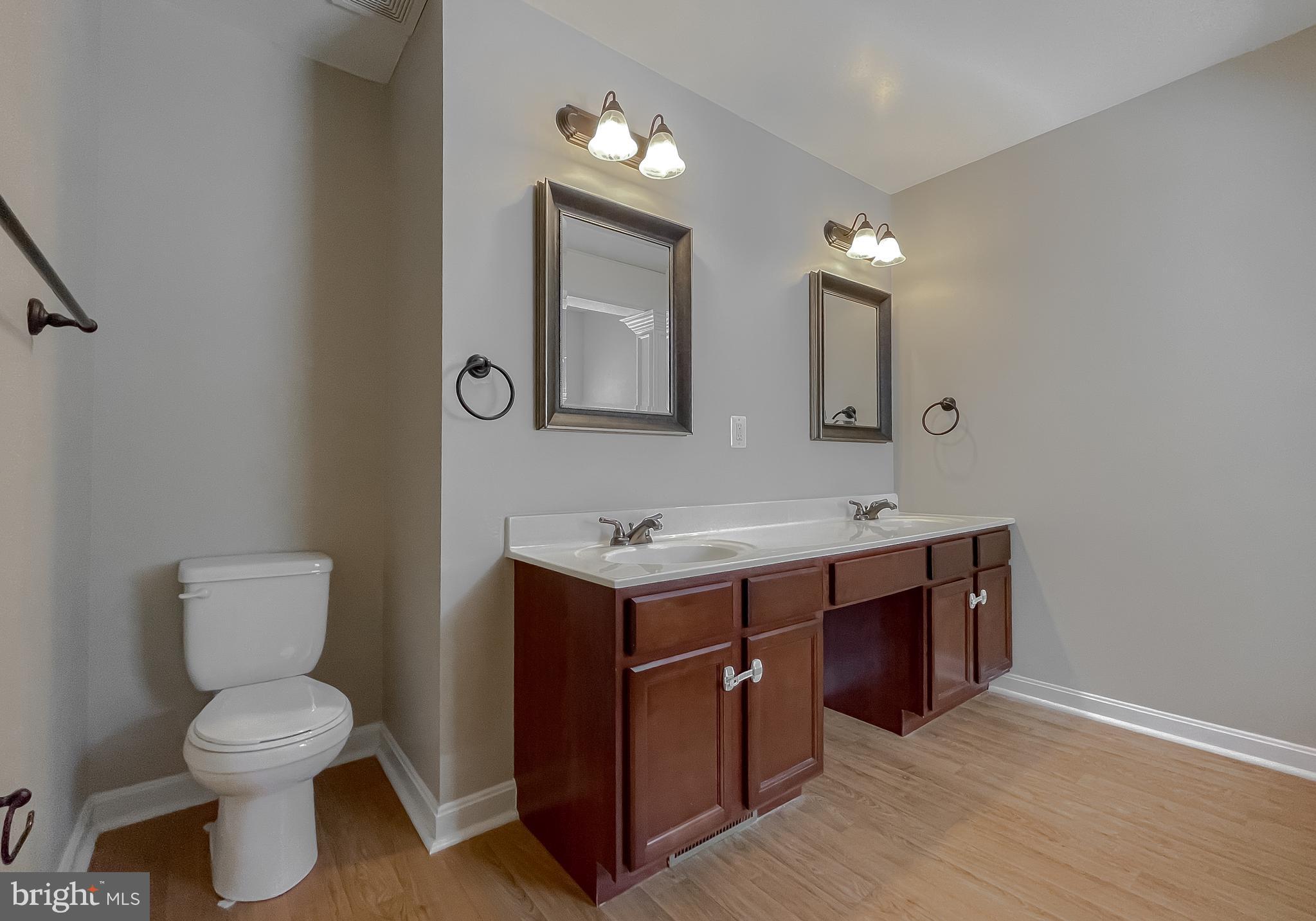 Saint Inigoes, Maryland, 20684, United States, 4 Bedrooms Bedrooms, ,4 BathroomsBathrooms,Residential,For Sale,1935766