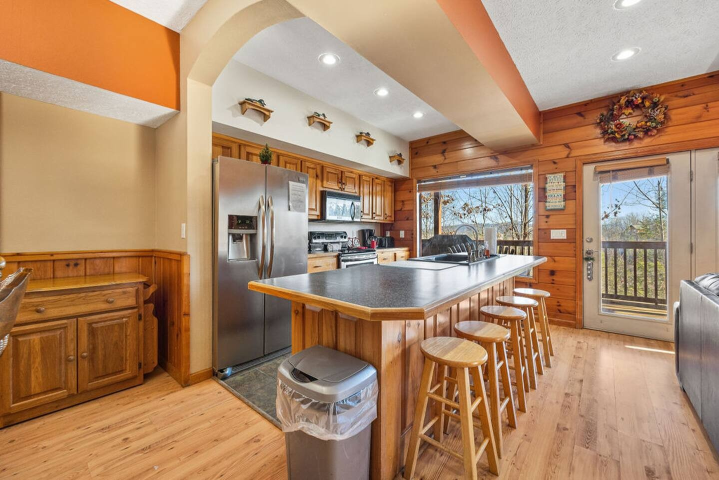 Pigeon Forge, Tennessee, 37863, United States, 4 Bedrooms Bedrooms, ,3 BathroomsBathrooms,Residential,For Sale,1924235
