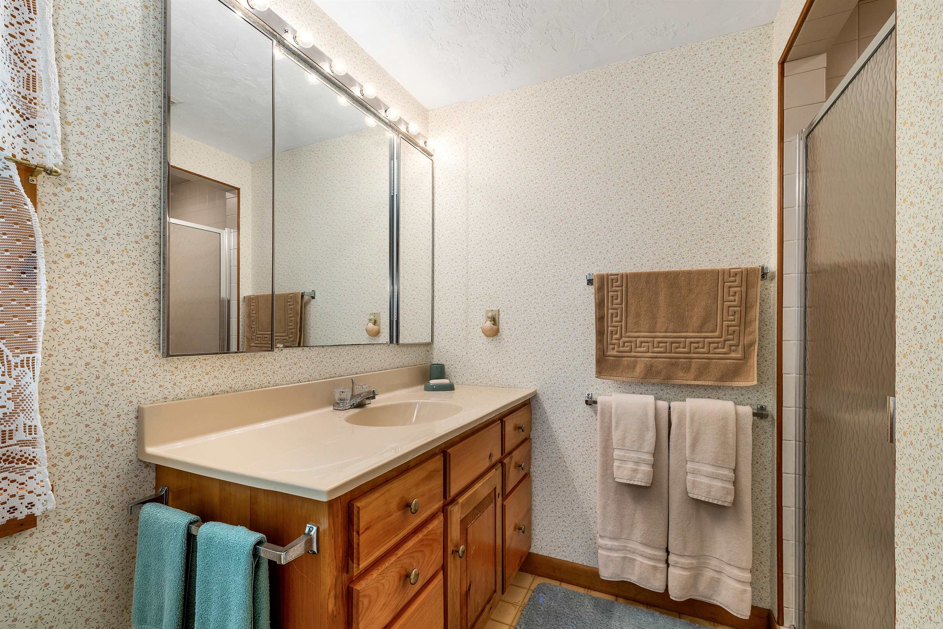 Moultonborough, New Hampshire, 03254, United States, 3 Bedrooms Bedrooms, ,3 BathroomsBathrooms,Residential,For Sale,1901943