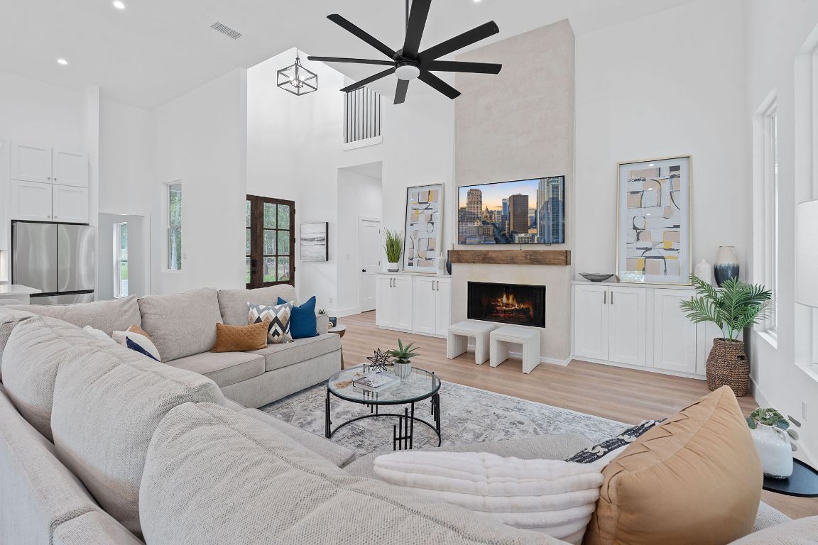 Bastrop, Texas, 78602, United States, 4 Bedrooms Bedrooms, ,4 BathroomsBathrooms,Residential,For Sale,1903346