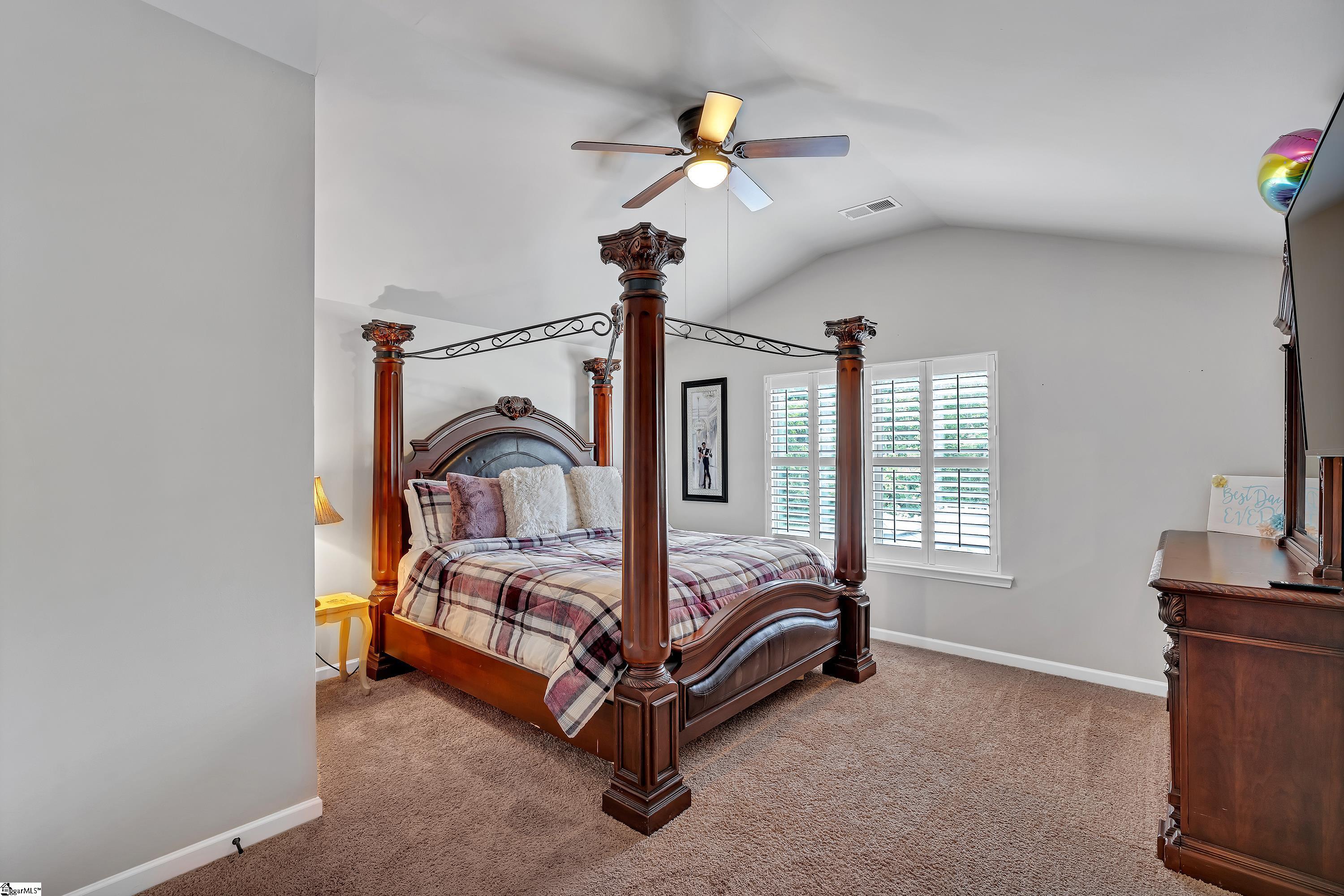Simpsonville, South Carolina, 29681, United States, 5 Bedrooms Bedrooms, ,4 BathroomsBathrooms,Residential,For Sale,1885438