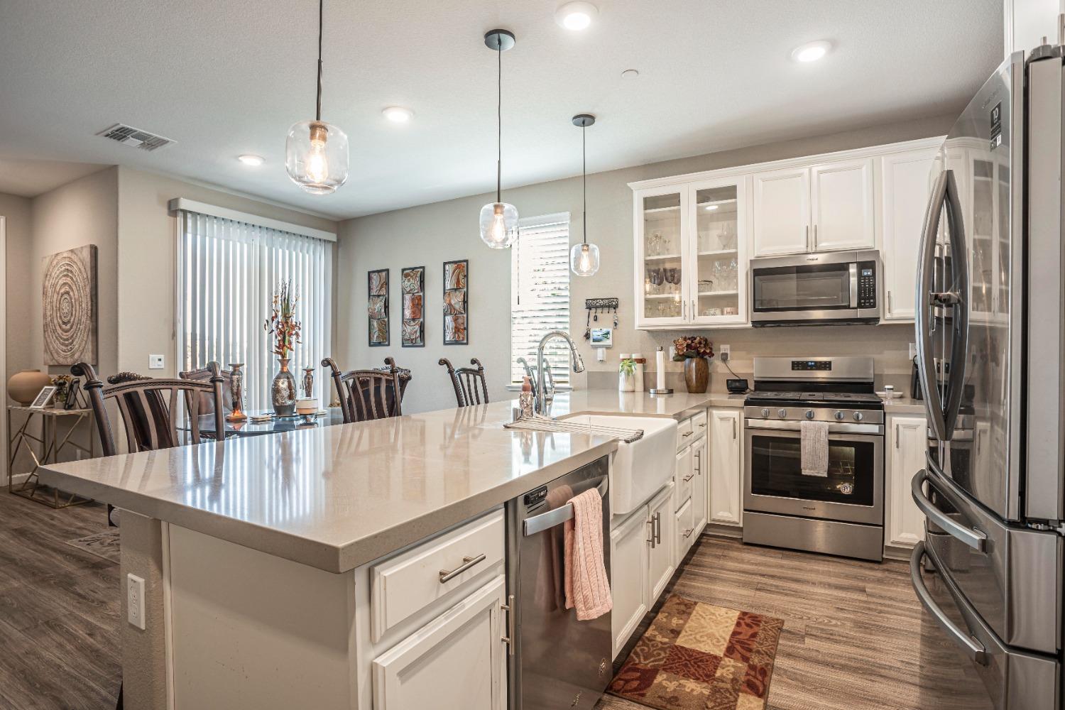 Sacramento, California, 95834, United States, 3 Bedrooms Bedrooms, ,3 BathroomsBathrooms,Residential,For Sale,1896933