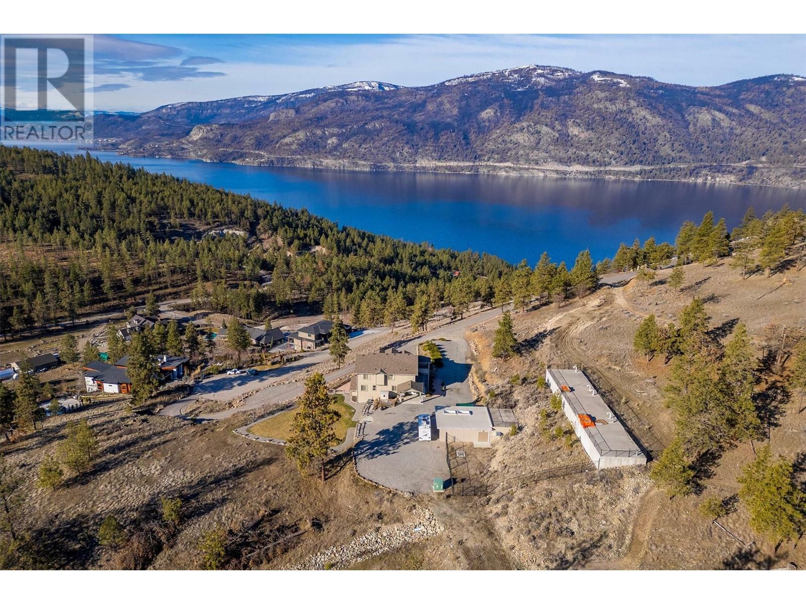 KELOWNA, British Columbia, V1V 2R1, CA, 4 Bedrooms Bedrooms, ,3 BathroomsBathrooms,Residential,For Sale,1839022