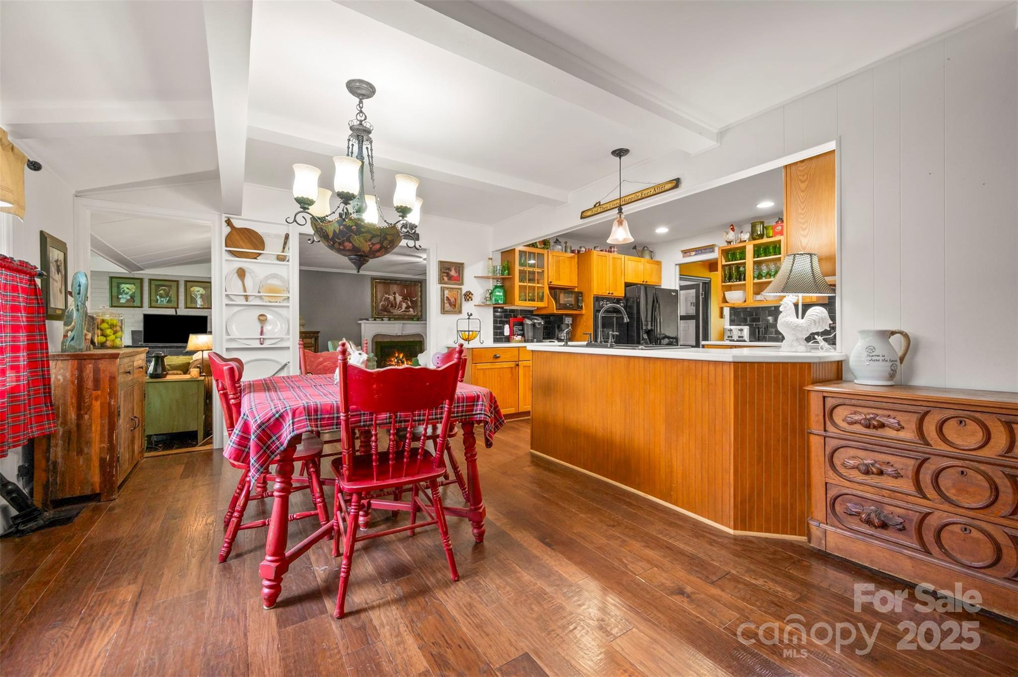 Columbus, North Carolina, 28722, United States, 4 Bedrooms Bedrooms, ,5 BathroomsBathrooms,Residential,For Sale,1828347