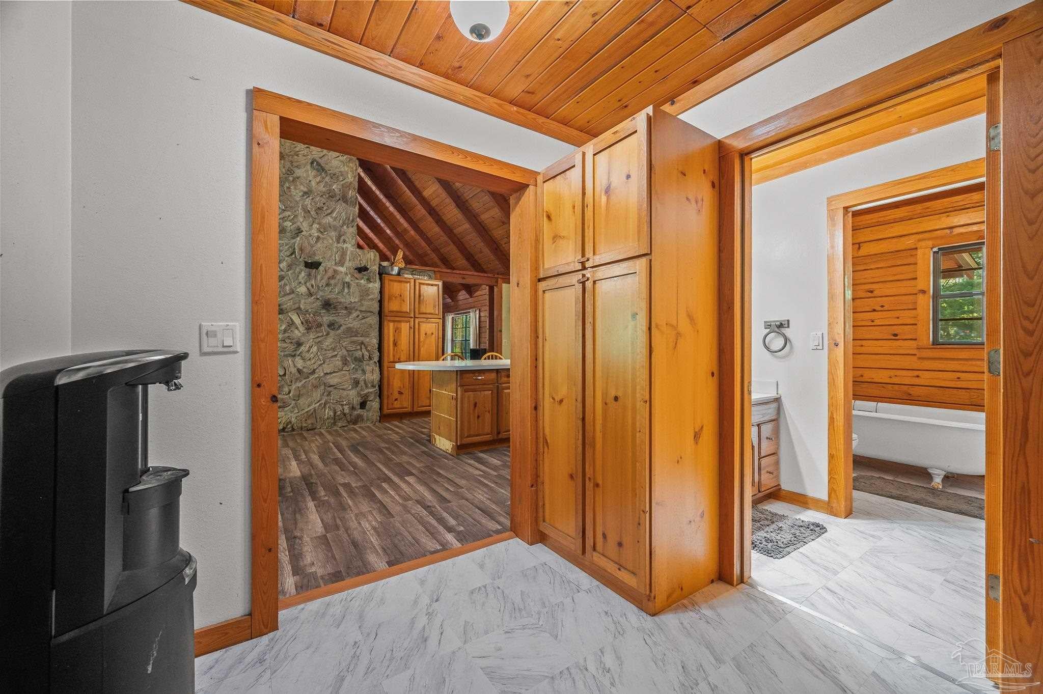 Molino, Florida, 32577, United States, 4 Bedrooms Bedrooms, ,3 BathroomsBathrooms,Residential,For Sale,1876750